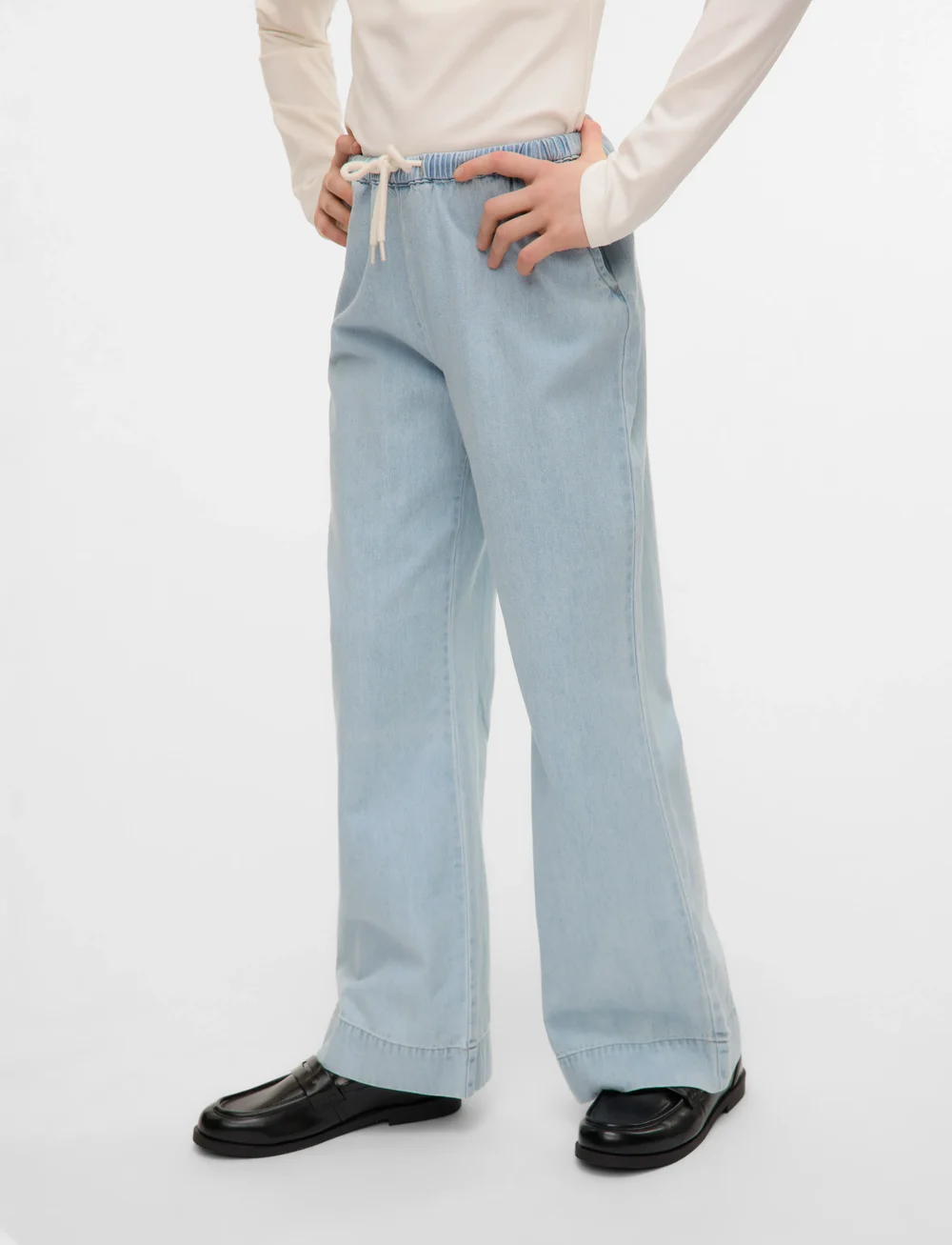 Vero Moda Girl - VMDREAMY HR WIDE DENIM JEANS GIRL - osta vanuse järgi - light blue denim - 0