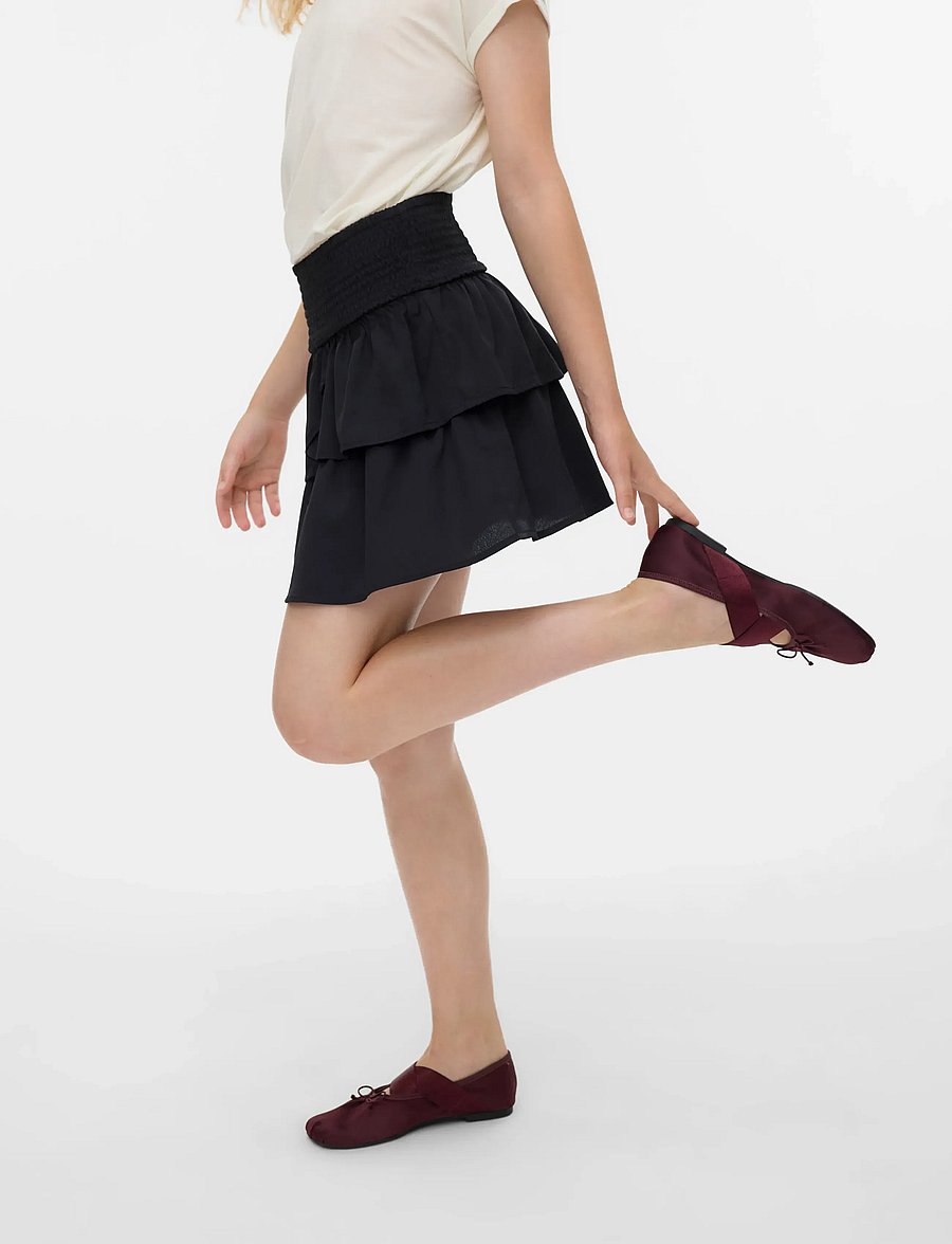 Vero Moda Girl - VMEMMA SMOCK LAYER SKIRT WVN GIRL NOOS - korte nederdele - black - 4