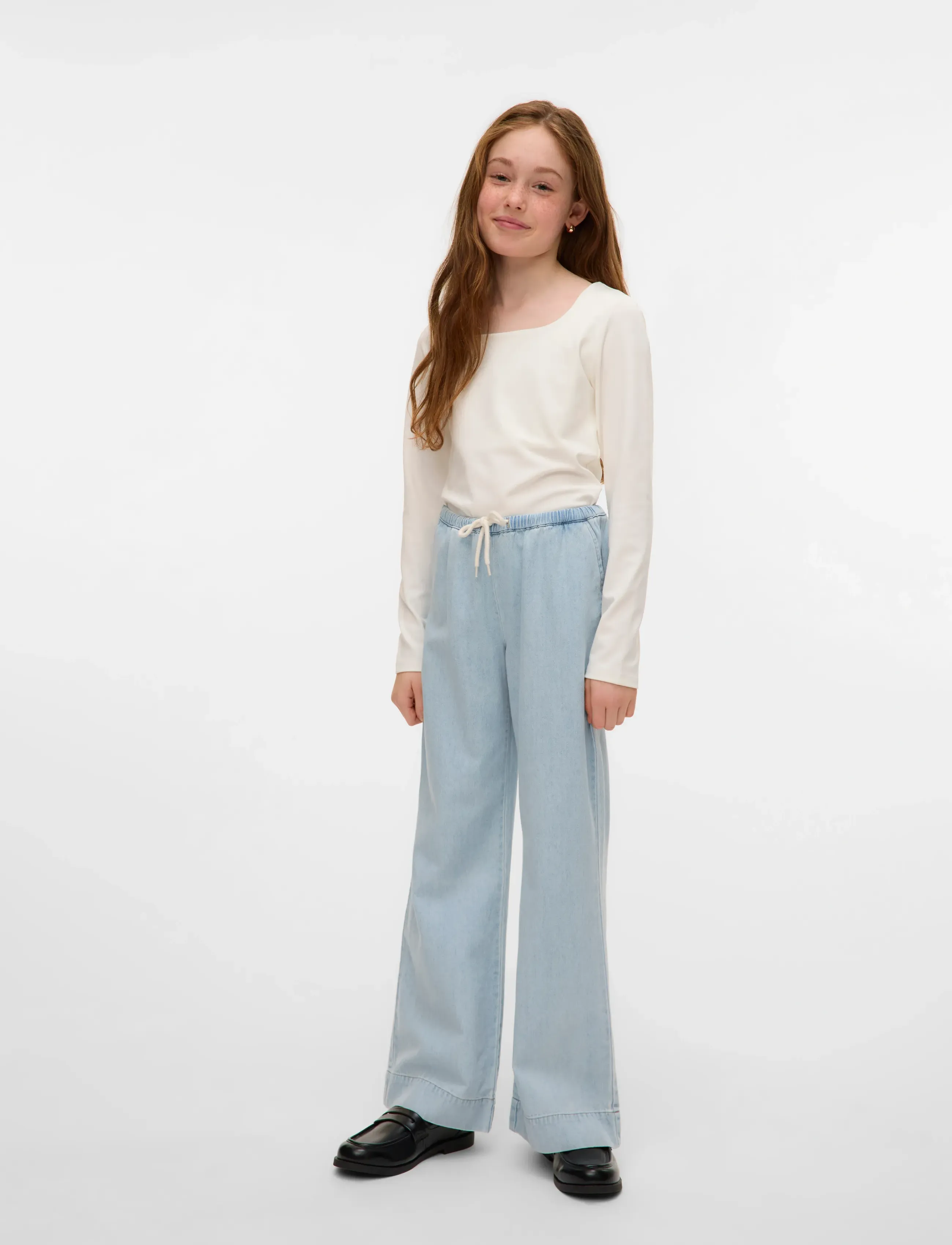 Vero Moda Girl - VMMILLION LS SQUARE TOP JRS GIRL NOOS - bluser & tunikaer - snow white - 2
