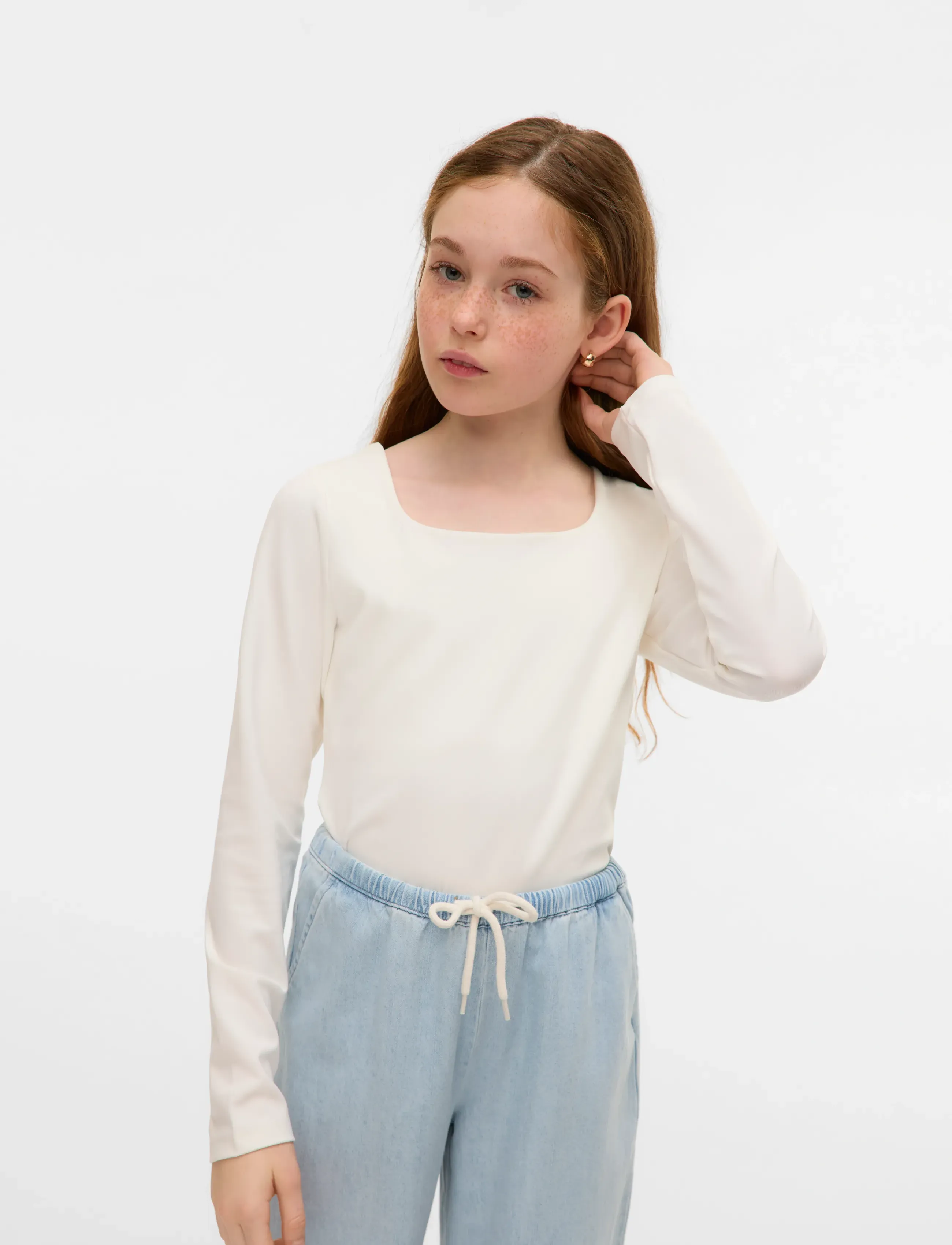 Vero Moda Girl - VMMILLION LS SQUARE TOP JRS GIRL NOOS - bluser & tunikaer - snow white - 4