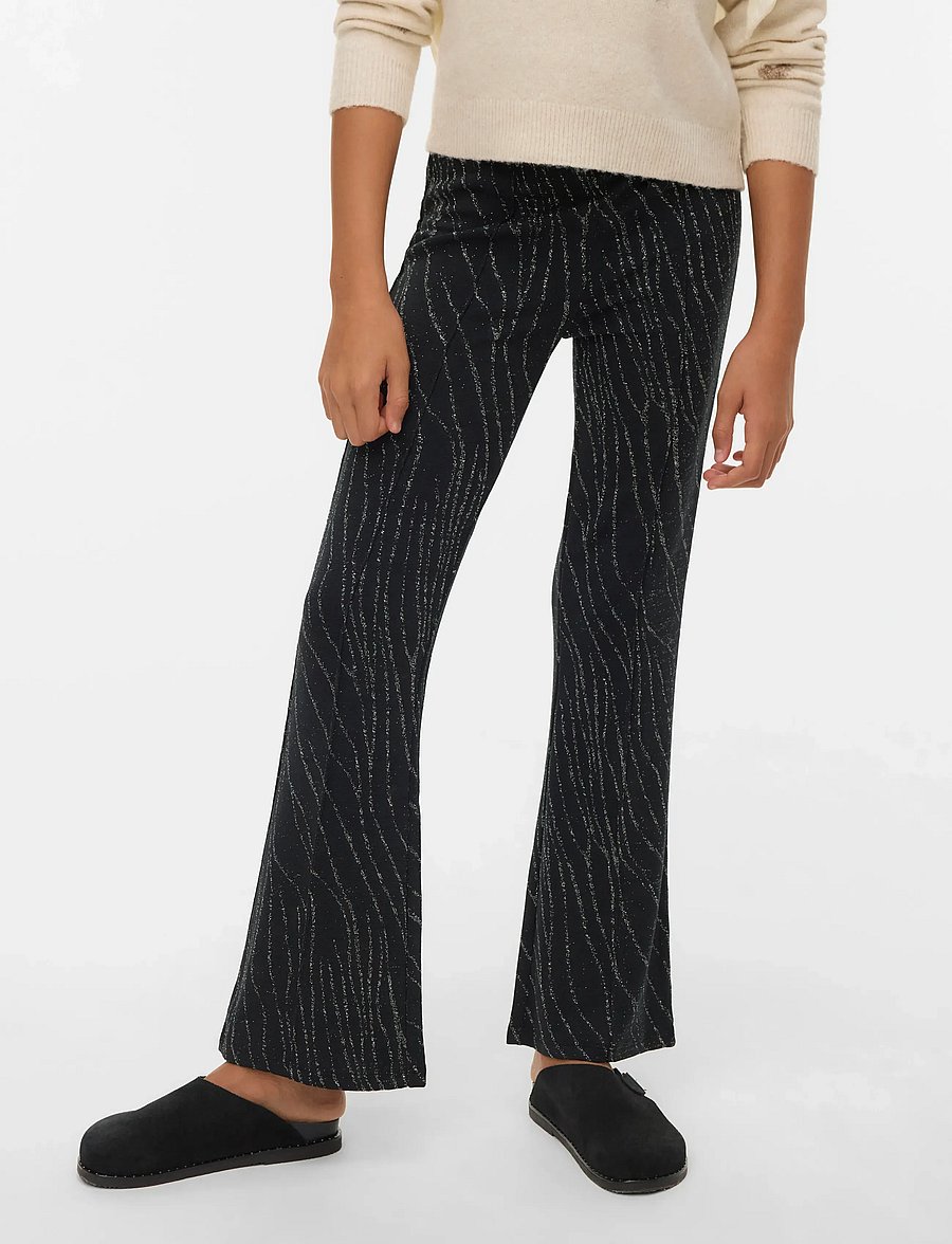 Vero Moda Girl - VMNITA HW FLARED PANT JRS GIRL - byxor - black - 4