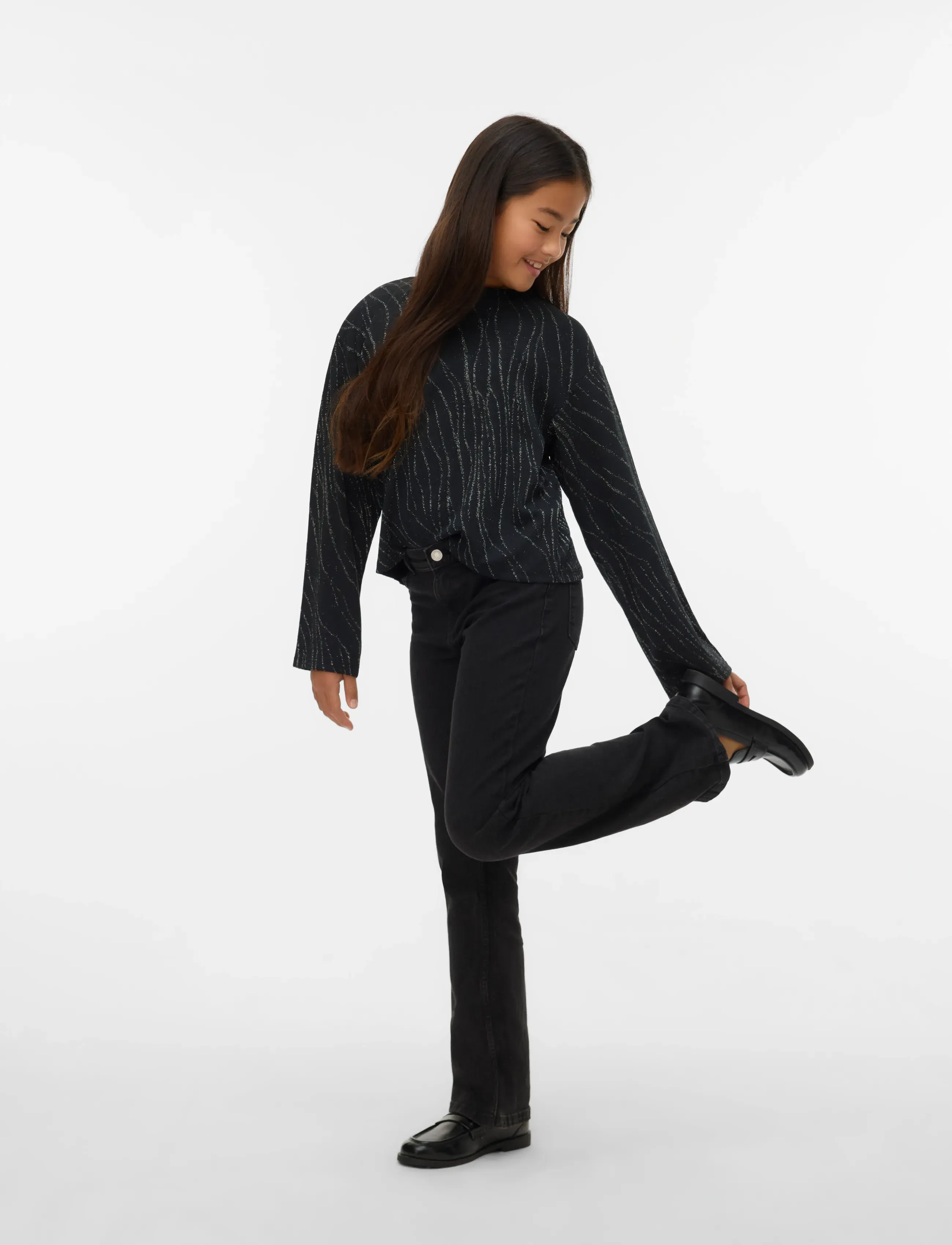 Vero Moda Girl VMNITA LS O-NECK TOP JRS GIRL - Blusen & Tuniken - BLACK / black