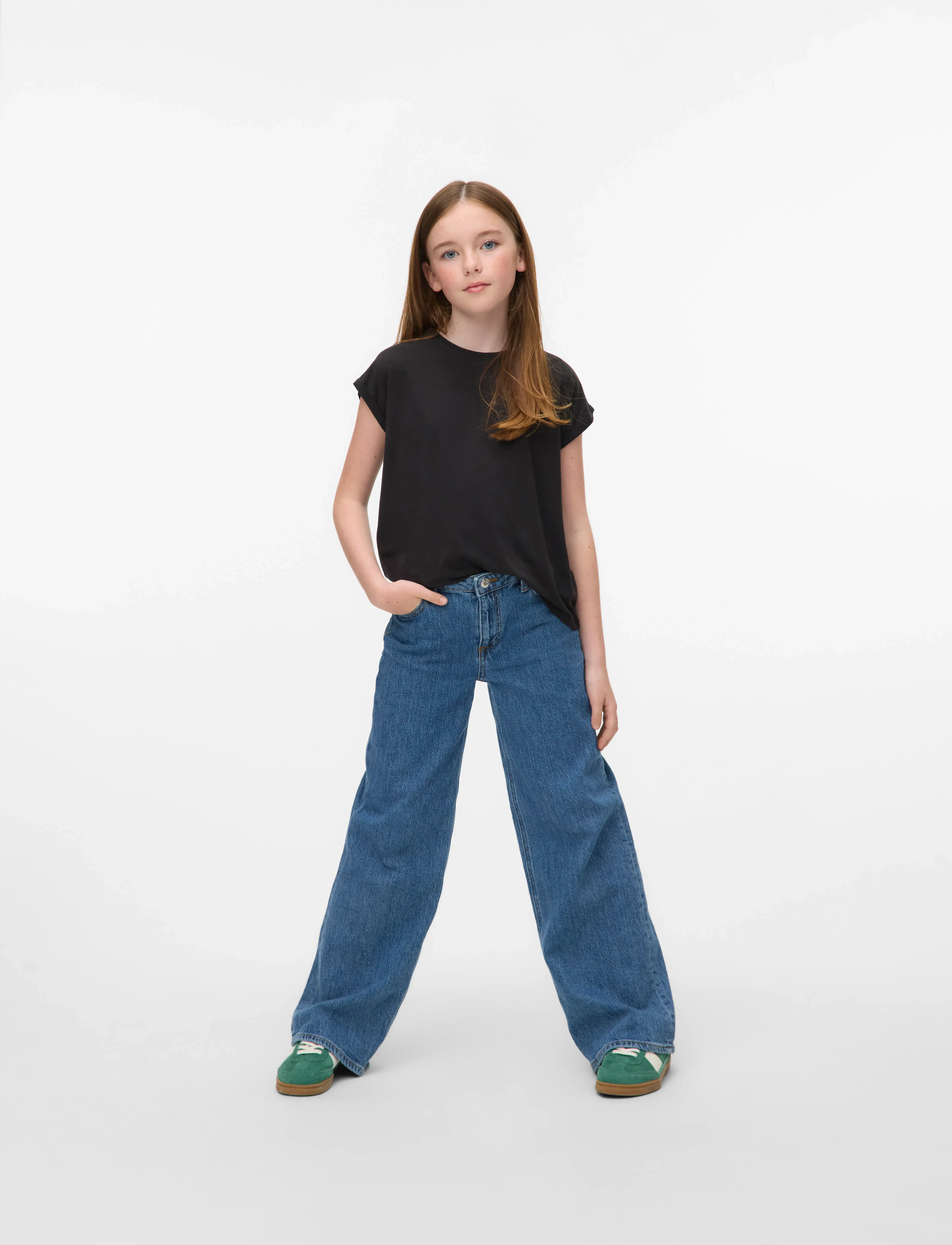 Vero Moda Girl VMAVA PLAIN SS TOP GA JRS GIRL NOOS - Kortærmede T-shirts - BLACK / black
