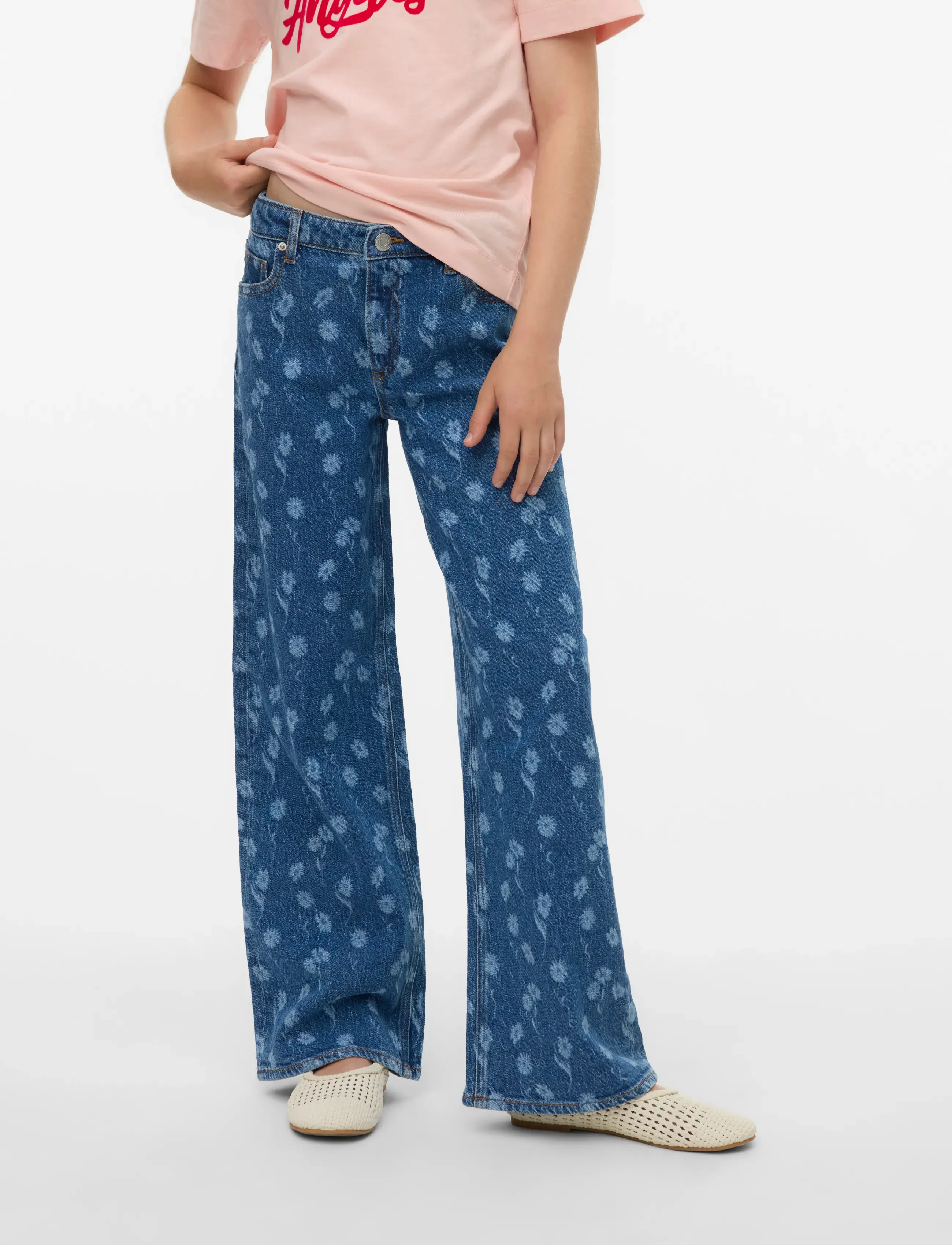 Vero Moda Girl - VMTESSA HR WIDE FLOWER DNM J RA380 GIRL - pantalons larges - medium blue denim - 5