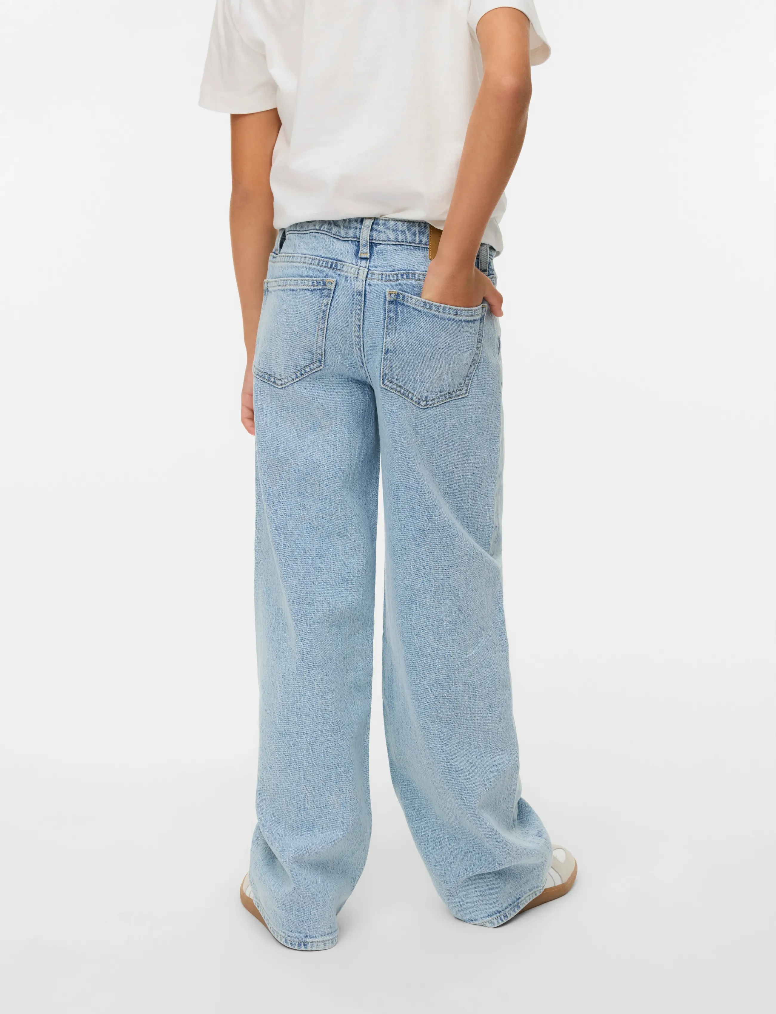 Vero Moda Girl - VMVANESSA LR WIDE JEANS RA339 GIRL - jeans met wijde pijpen - light blue denim - 2