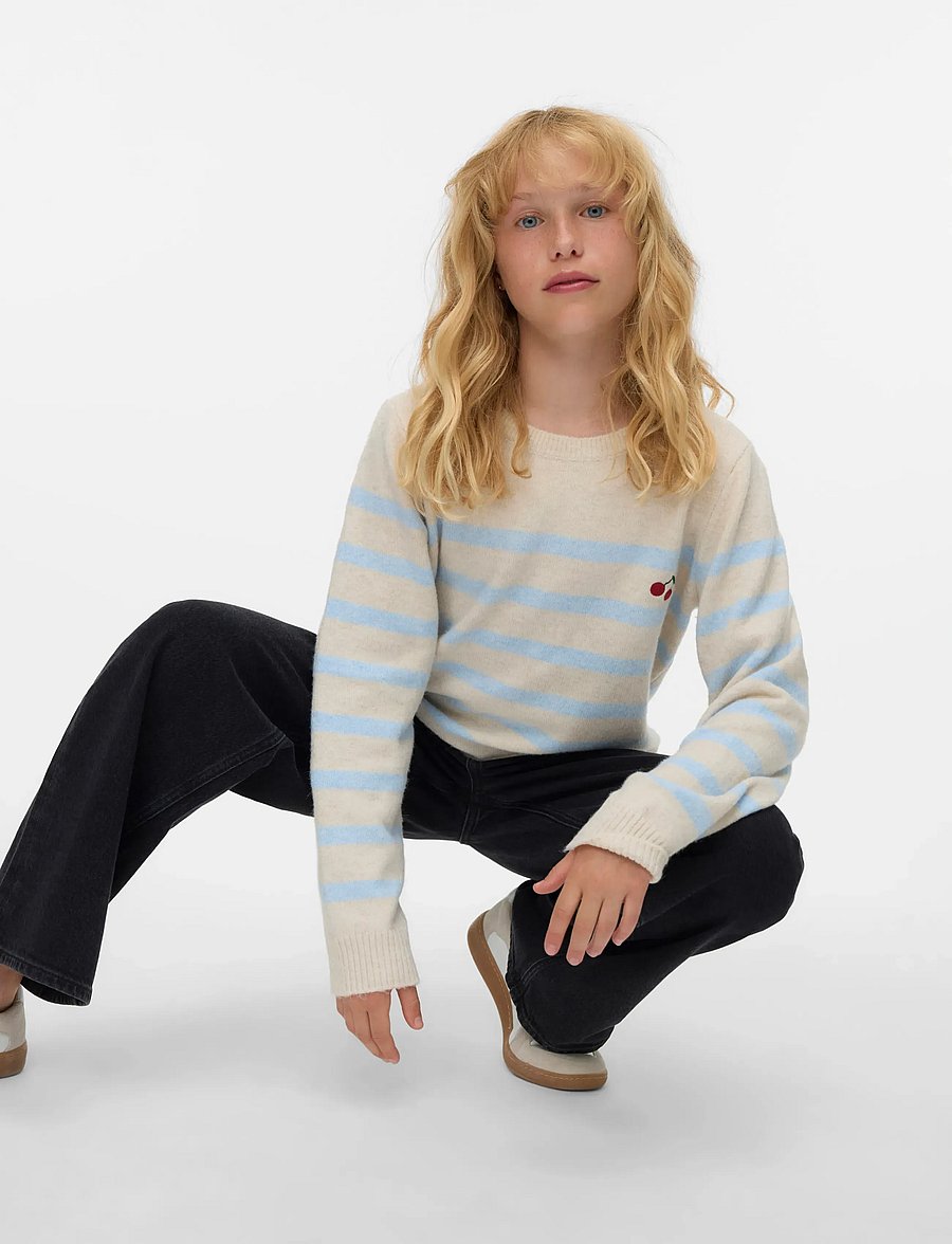 Vero Moda Girl - VMDOFFY EMBROIDERY LS O-NECK PULL GIRL - trøjer - birch - 4