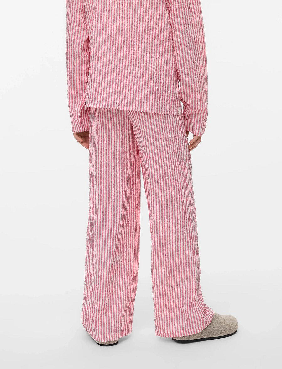 Vero Moda Girl - VMANNIE PANT WVN GIRL - byxor - holly berry - 2