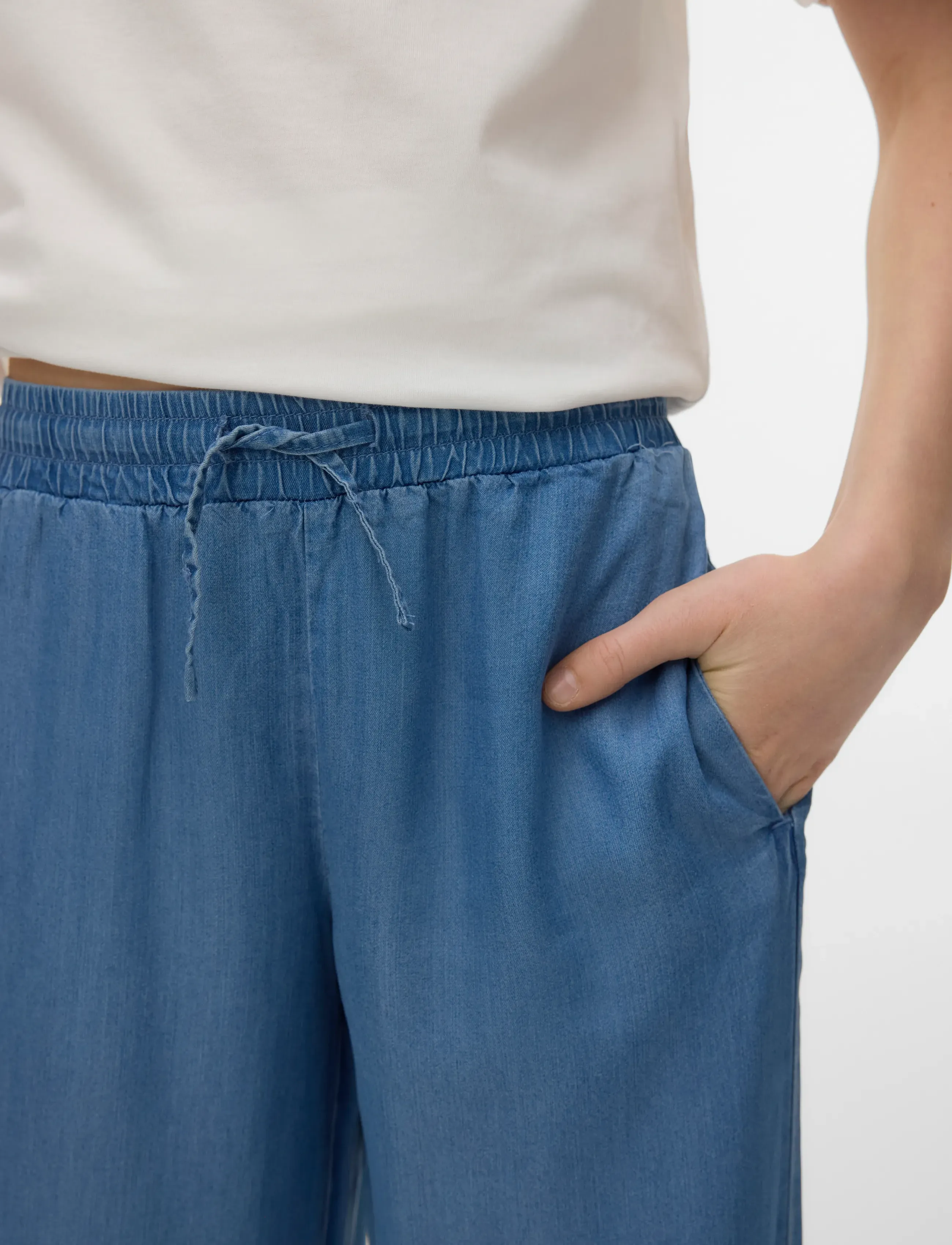 Vero Moda Girl - VMBREE HW LONG LOOSE TENCEL PANTS GIRL - loose jeans - medium blue denim - 4
