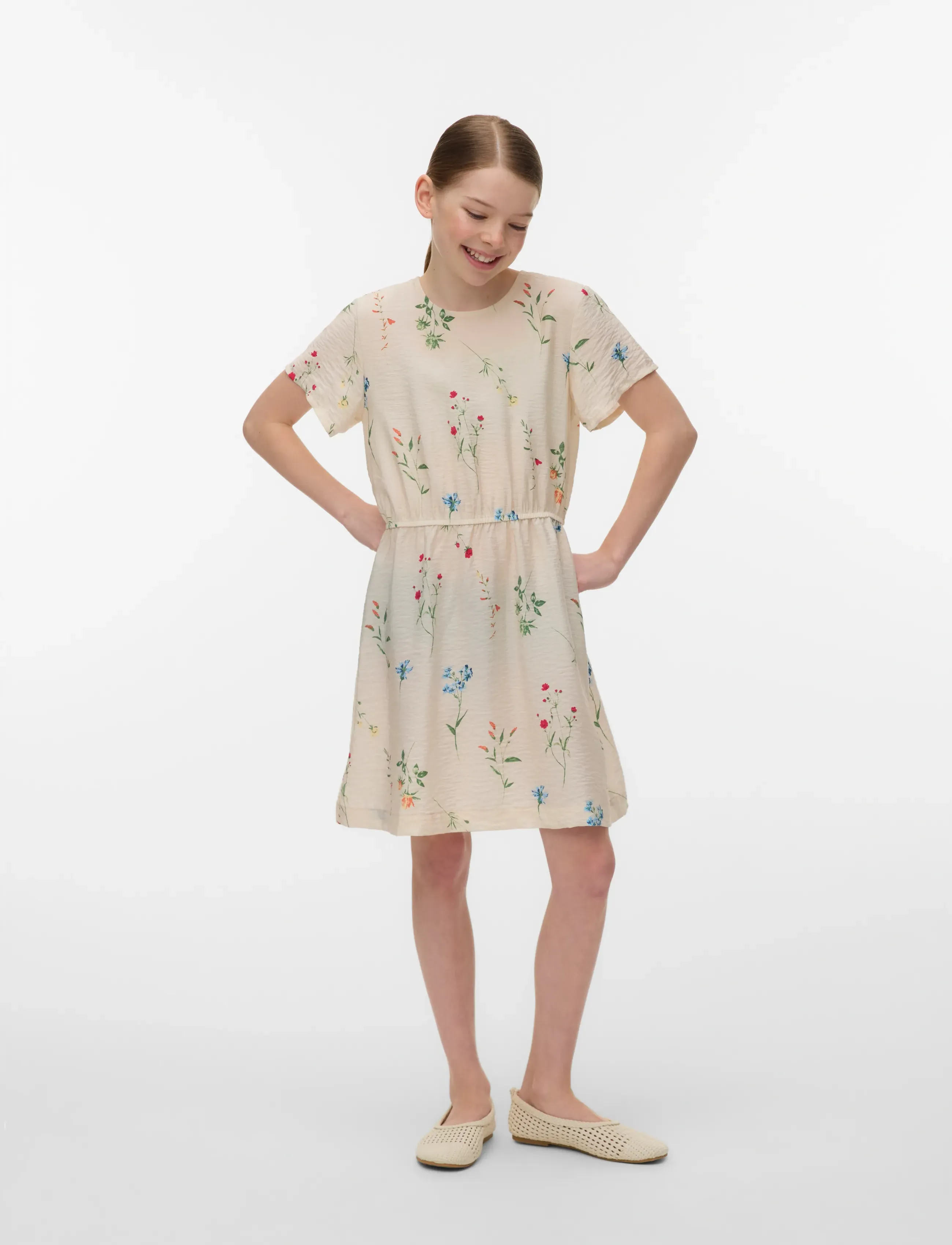 Vero Moda Girl VMJOSIE SS DRESS WVN GIRL - Stutterma casual kjólar - BIRCH / cream