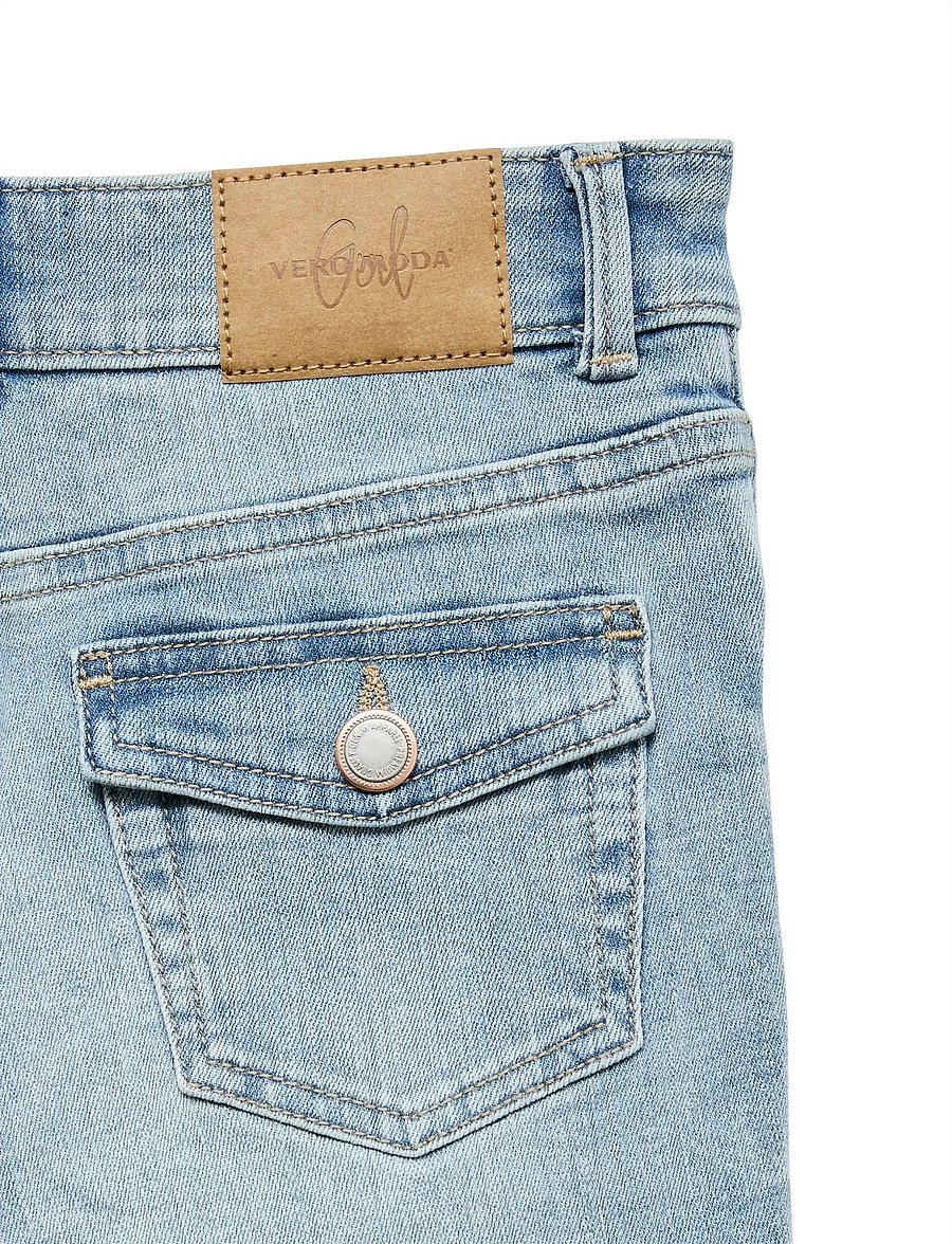 Vero Moda Girl - VMFLASH MR FLARED POCKET J RA3043 GIRL - tapered-lõikega teksad - light blue denim - 2