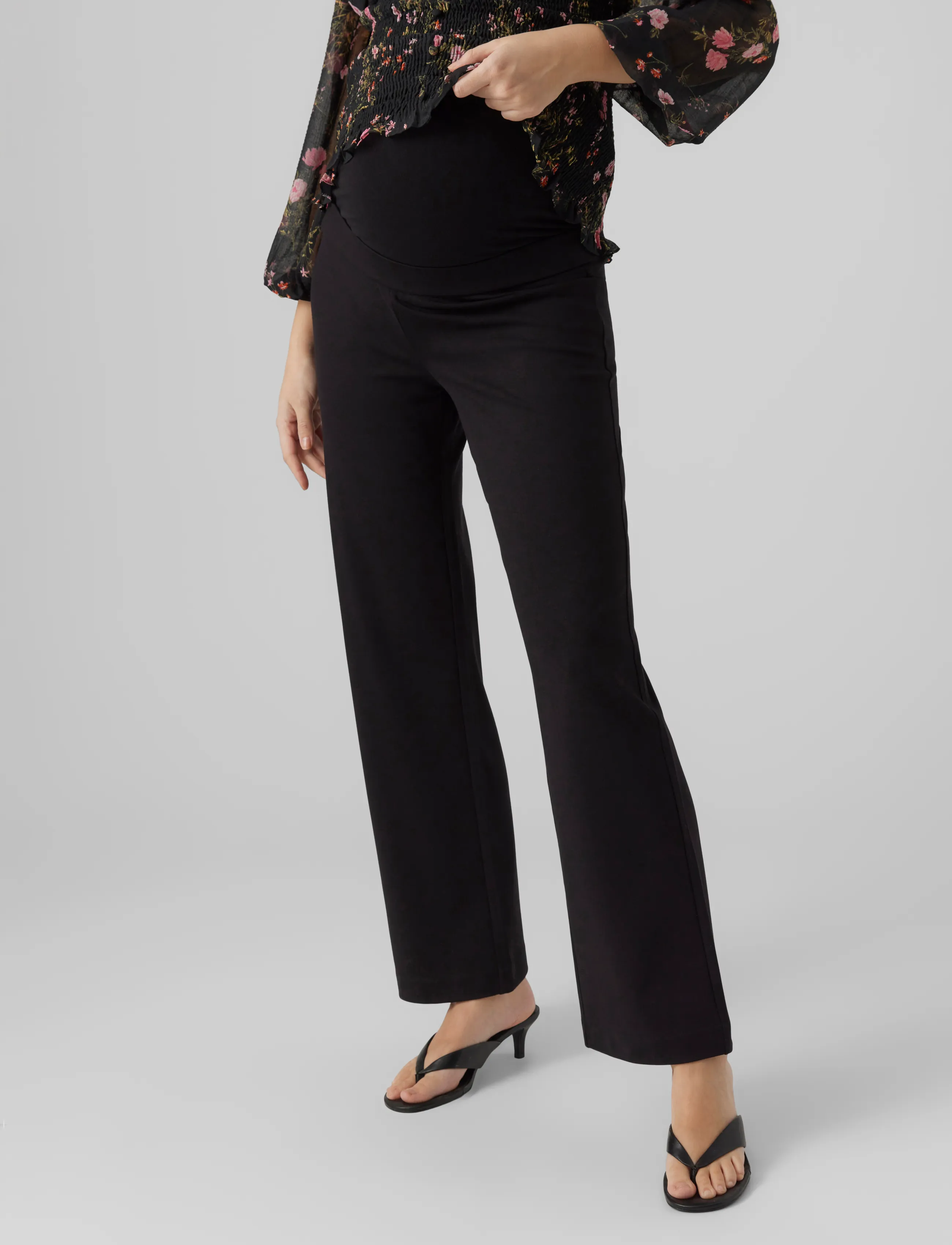 Vero Moda Maternity VMMKAMMIE STRAIGHT JRS PANT GA - Trousers - BLACK / black