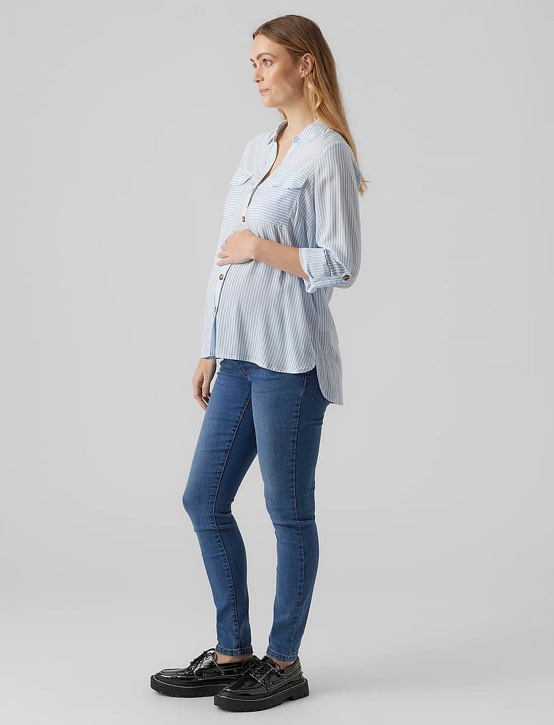 Vero Moda Maternity - VMMBUMPY L/S SHIRT NEW NOOS - langärmlige hemden - blue bell - 3