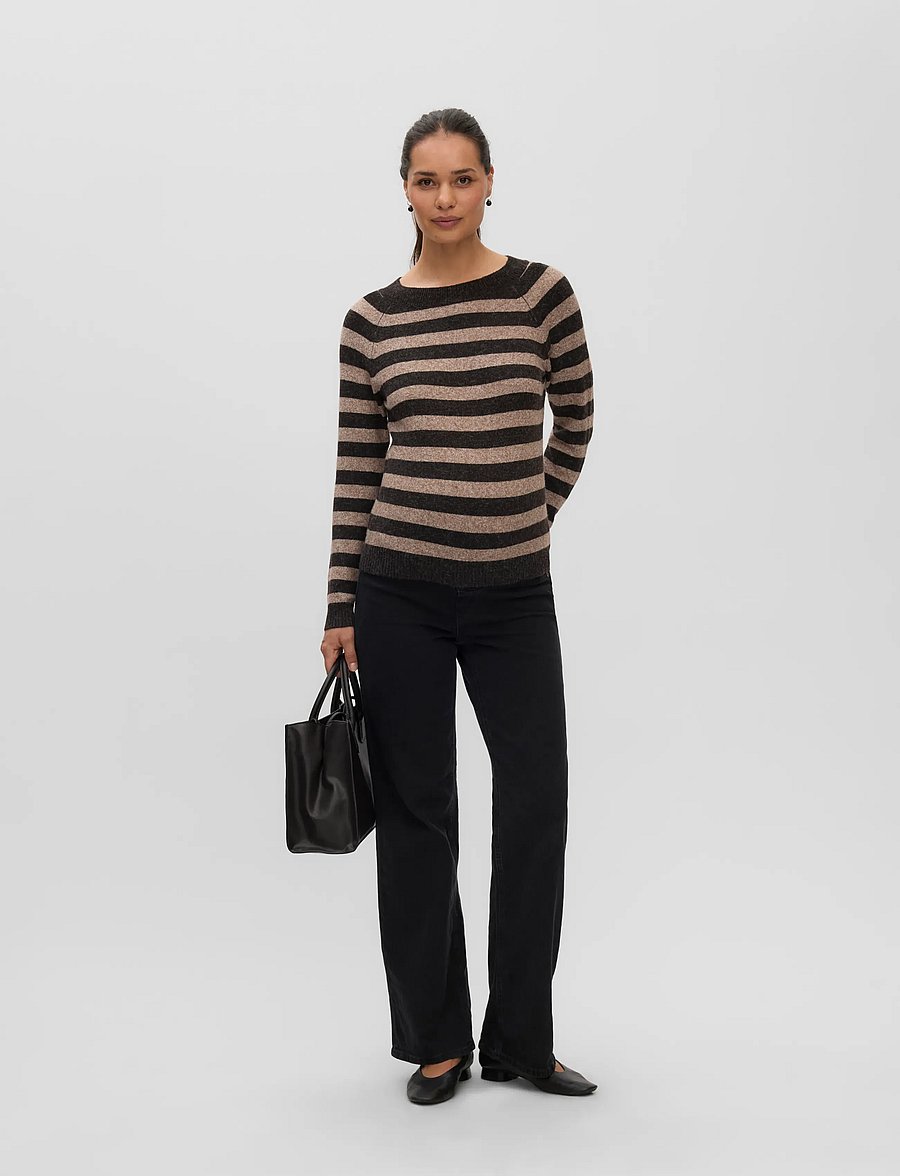Vero Moda Maternity - VMMDOFFY LS O-NECK BLOUSE GA - oberteile - chocolate torte - 0