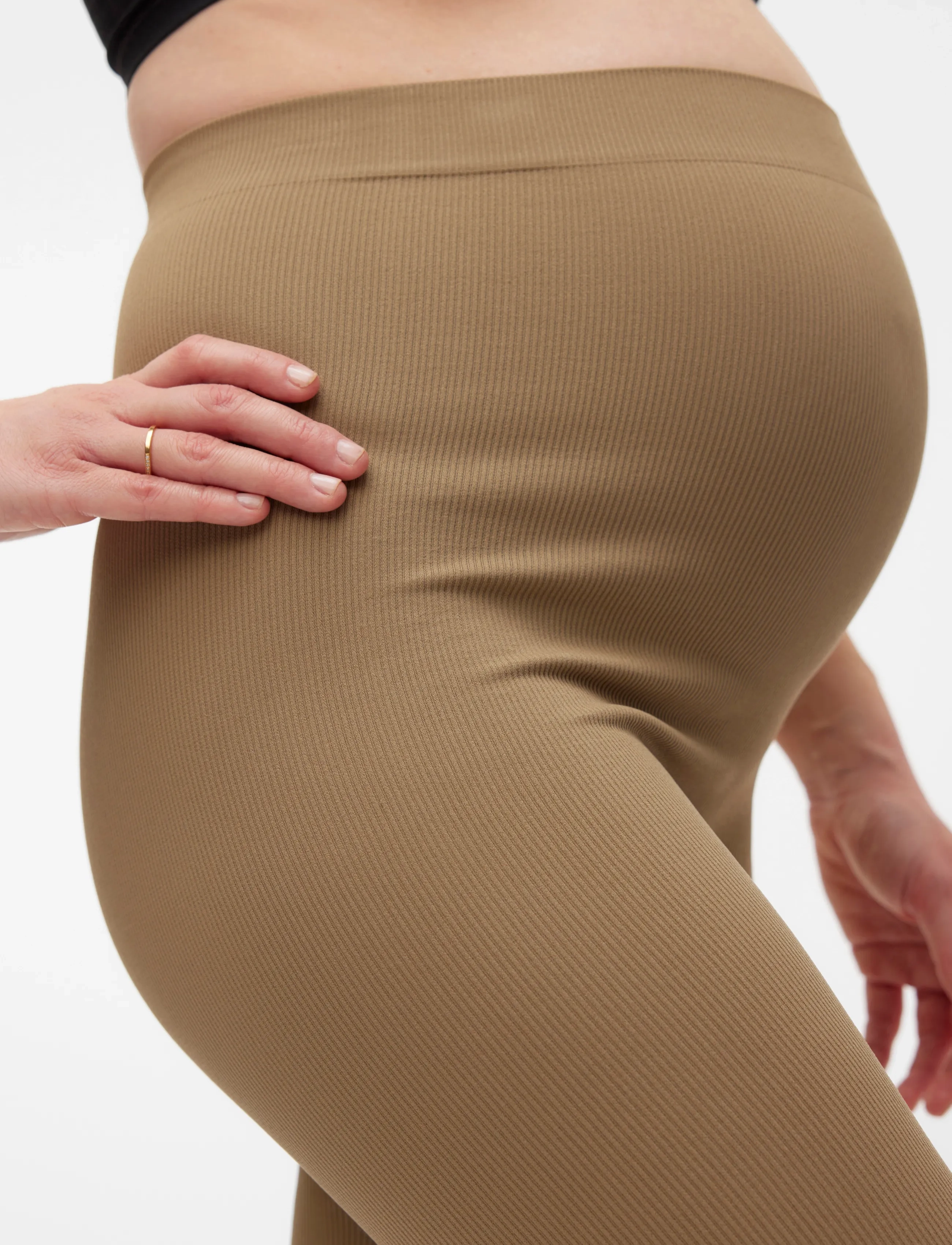 Vero Moda Maternity - VMMISA HW SEAMLESS BIKER SHORT 2P - tigers eye - 4