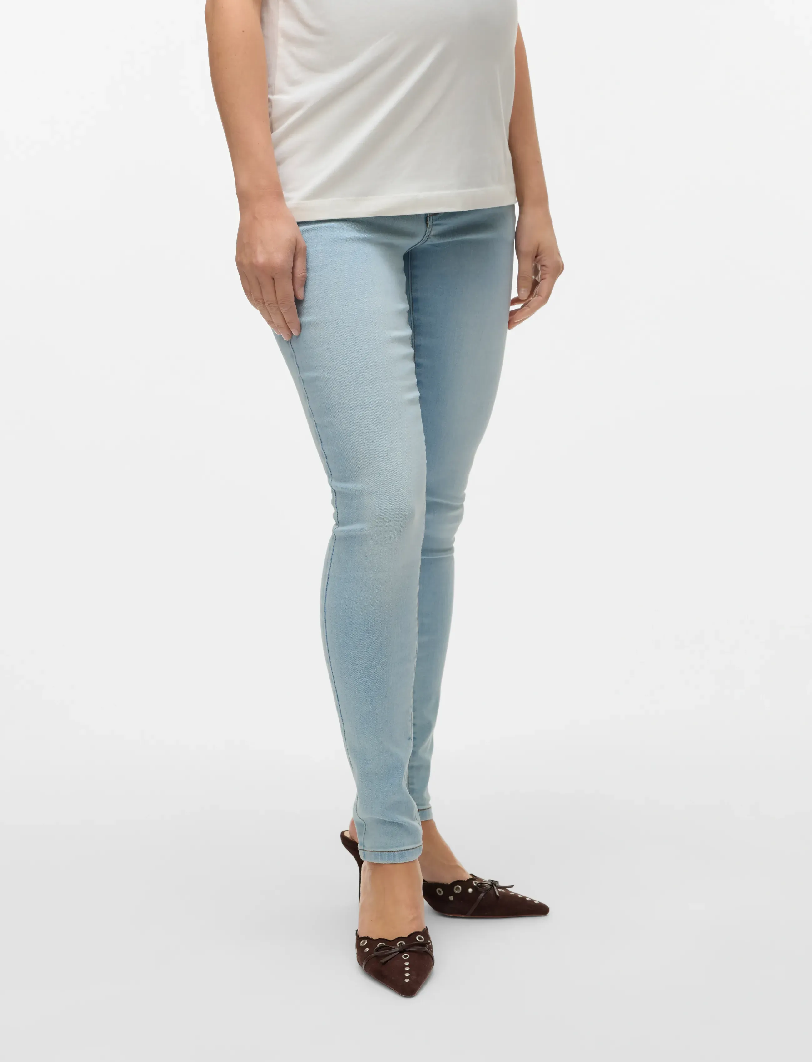 Vero Moda Maternity - VMMTANYA S PIPING JEANS VI352 GA NOOS - underdele - light blue denim - 5