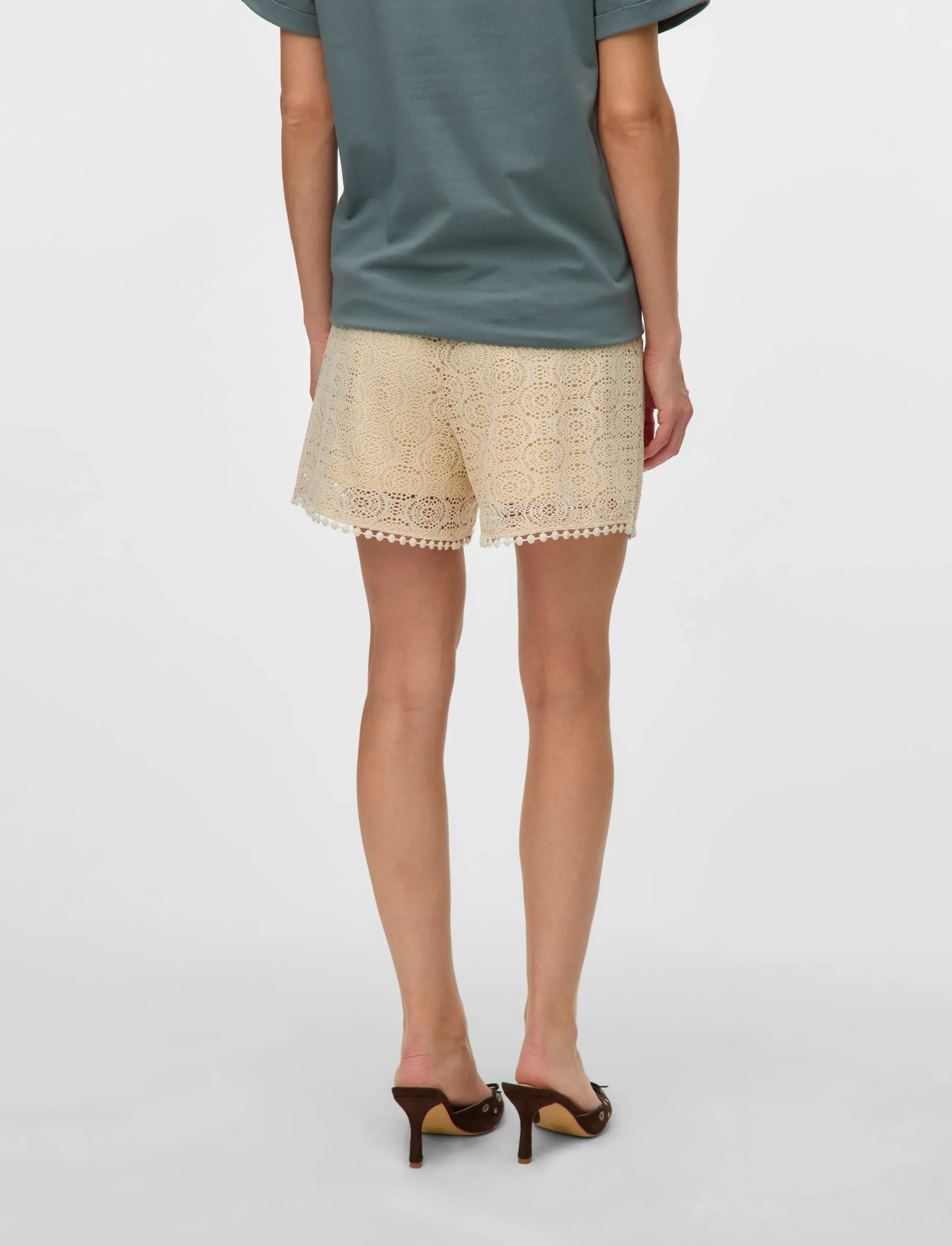 Vero Moda Maternity - VMMMAYA SHORT SHORTS JRS - casual shorts - birch - 2