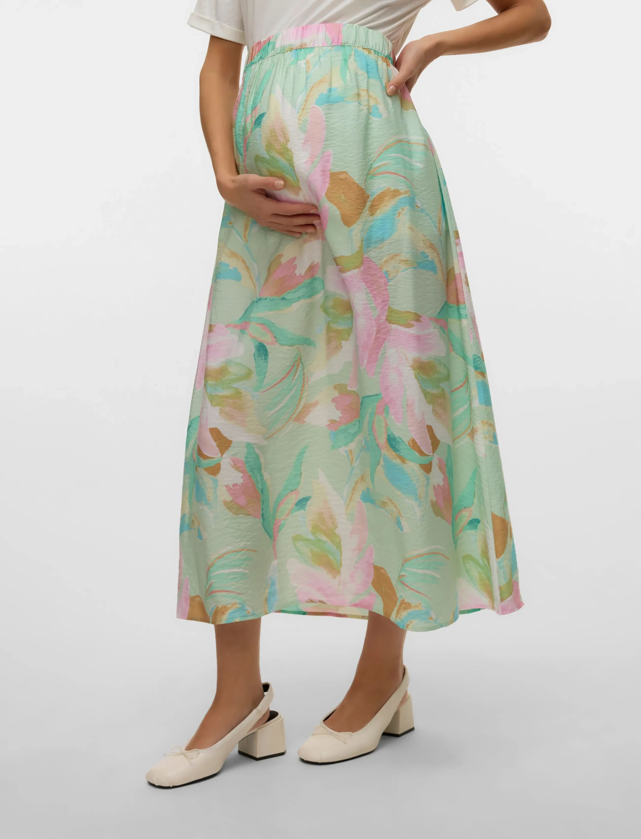 Vero Moda Maternity - VMMJOSIE 7/8 SKIRT WVN GA - doły - birds egg green - 5