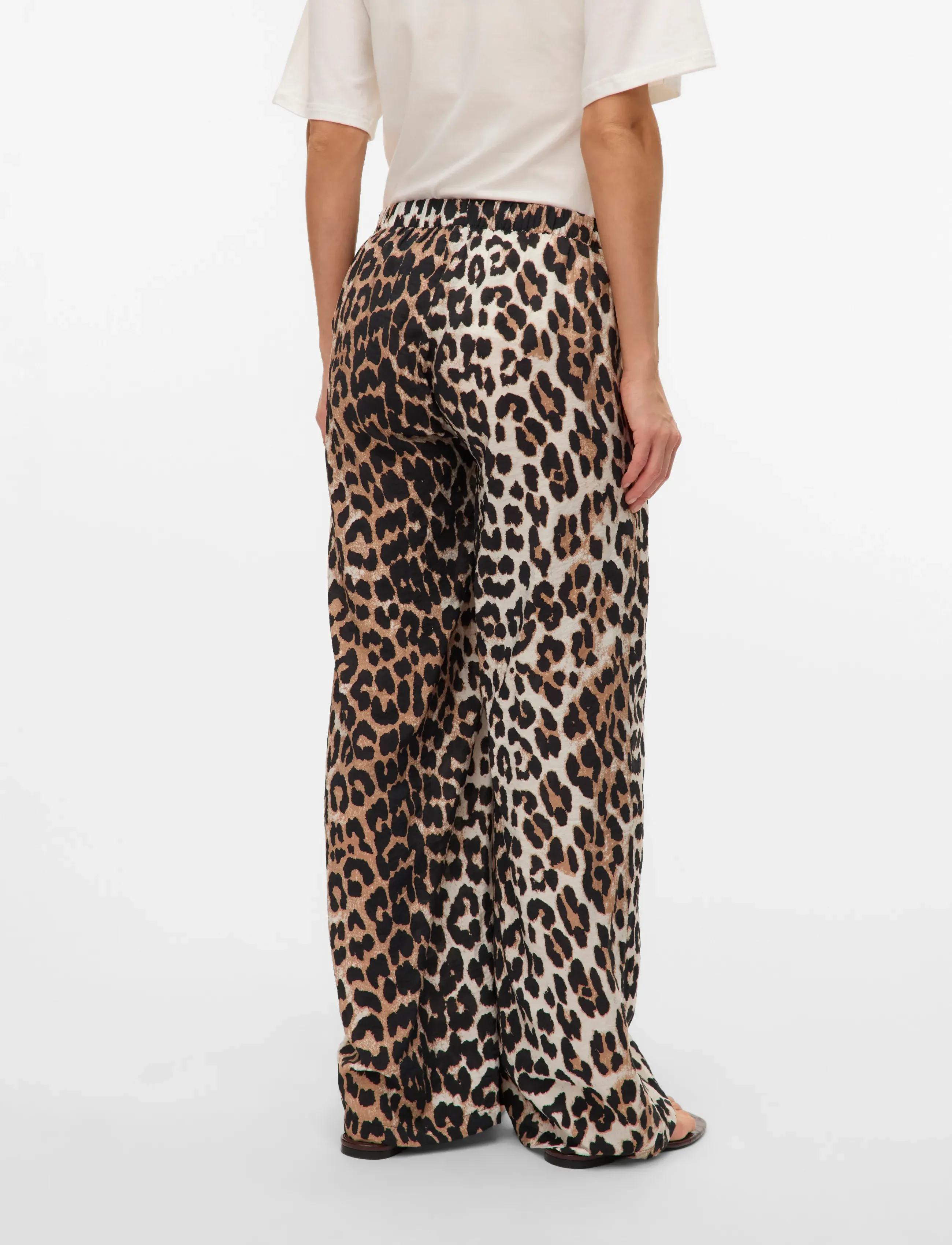 Vero Moda Maternity - VMMJOSIE WIDE PANT WVN GA - joggingbuxur - egret - 2