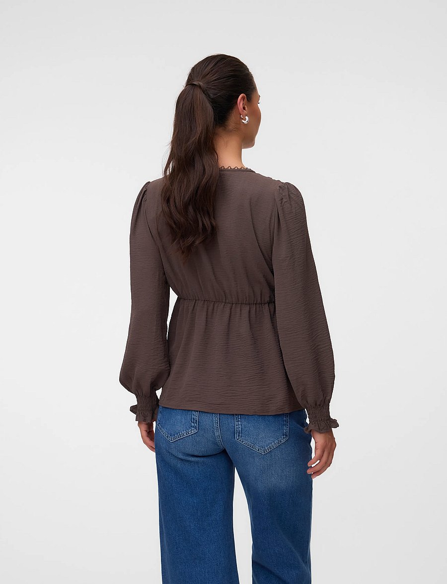 Vero Moda Maternity - VMMALVA LACE LS TOP WVN GA - langärmelige blusen - chocolate brown - 2