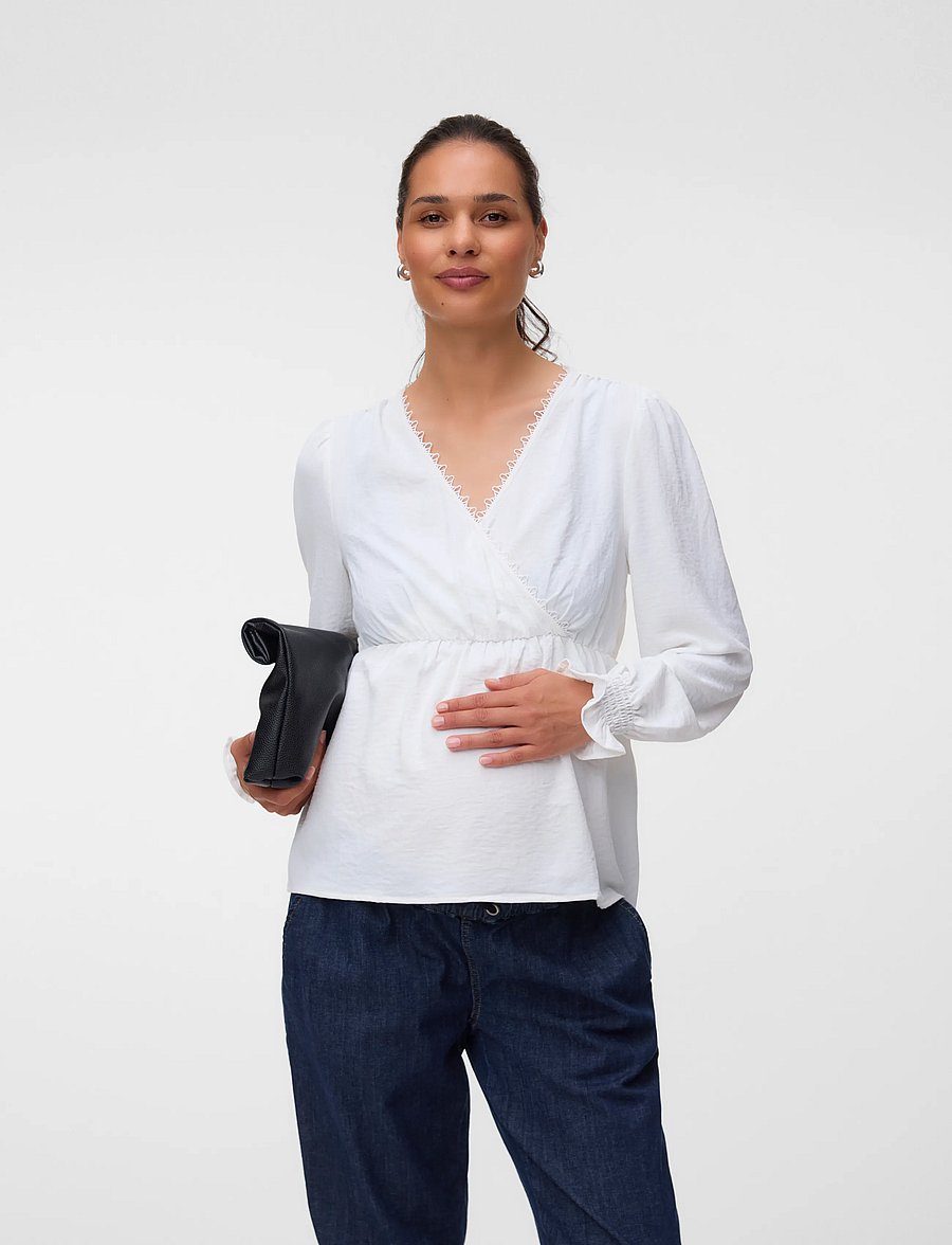 Vero Moda Maternity - VMMALVA LACE LS TOP WVN GA - langærmede bluser - snow white - 0