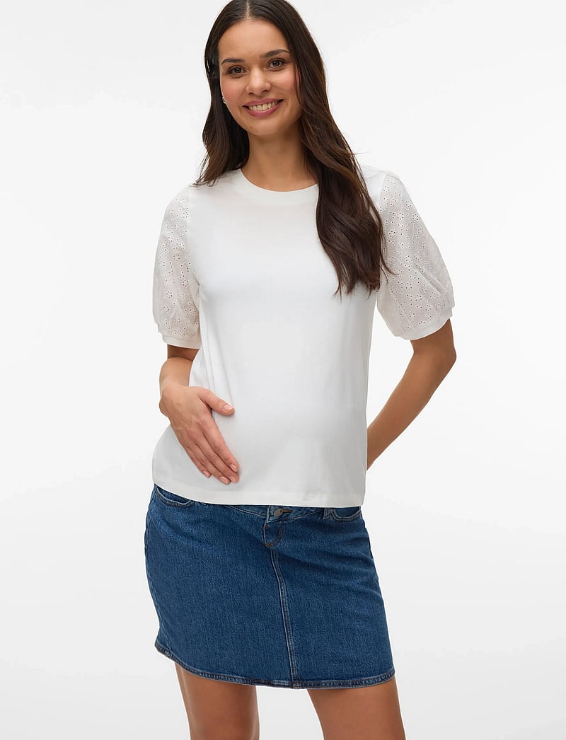 Vero Moda Maternity - VMMJANNI SS O-NECK TOP JRS GA - oberteile - snow white - 0