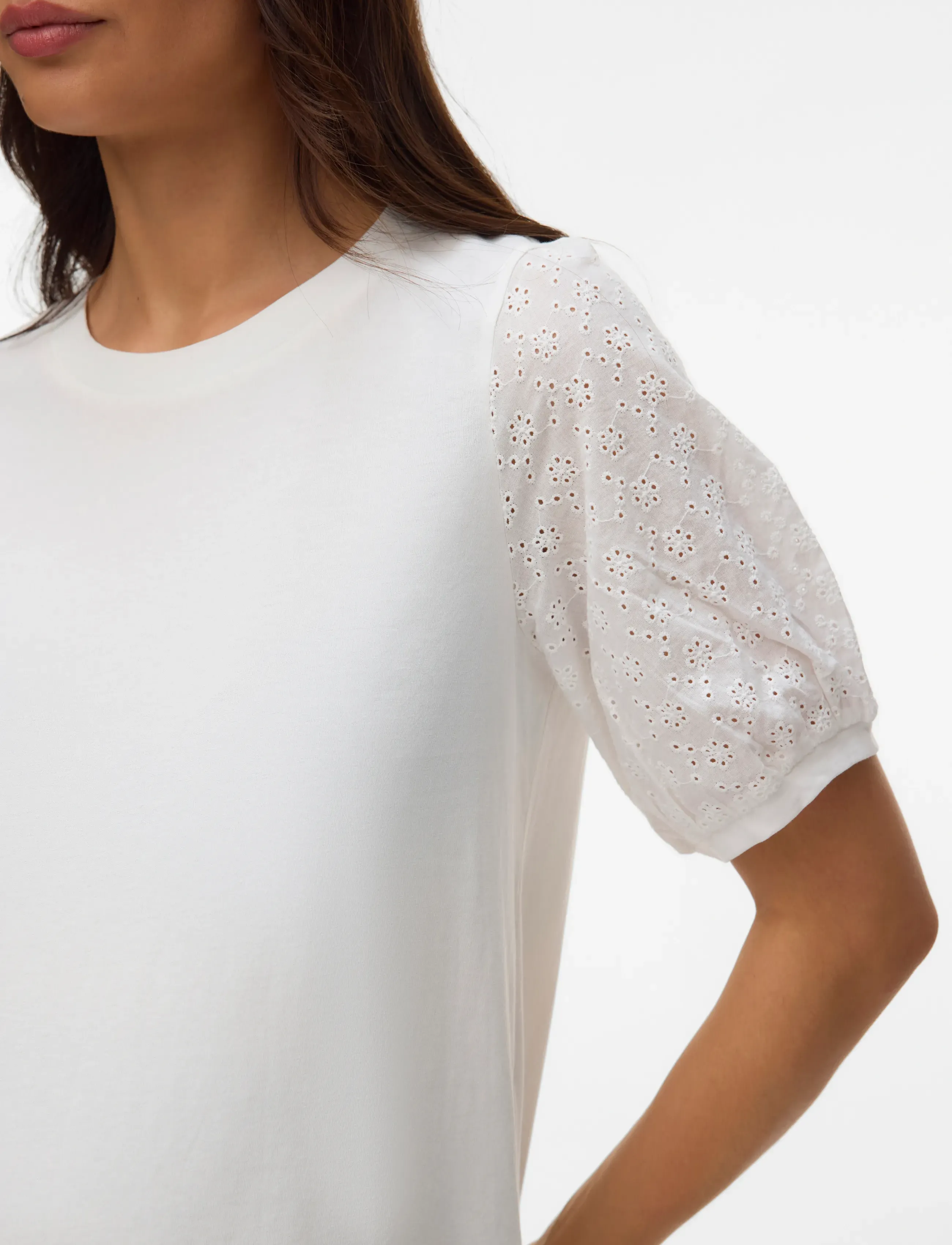 Vero Moda Maternity - VMMJANNI SS O-NECK TOP JRS GA - oberteile - snow white - 4