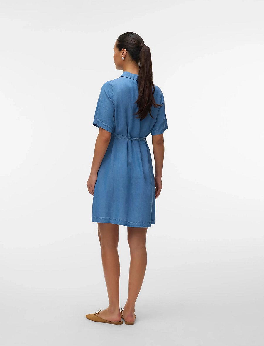 Vero Moda Maternity - VMMBREE SS SHORT TENCEL SHIRT DRESS - hemdkleider - medium blue denim - 2