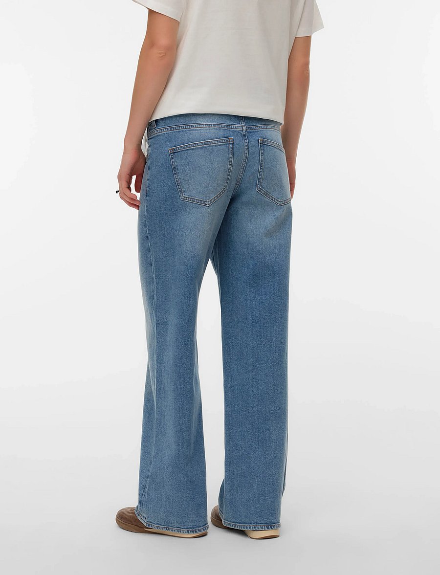 Vero Moda Maternity - VMMSANDIE-STRETCH MR WIDE DNM JNS RA3071 - light blue denim - 3
