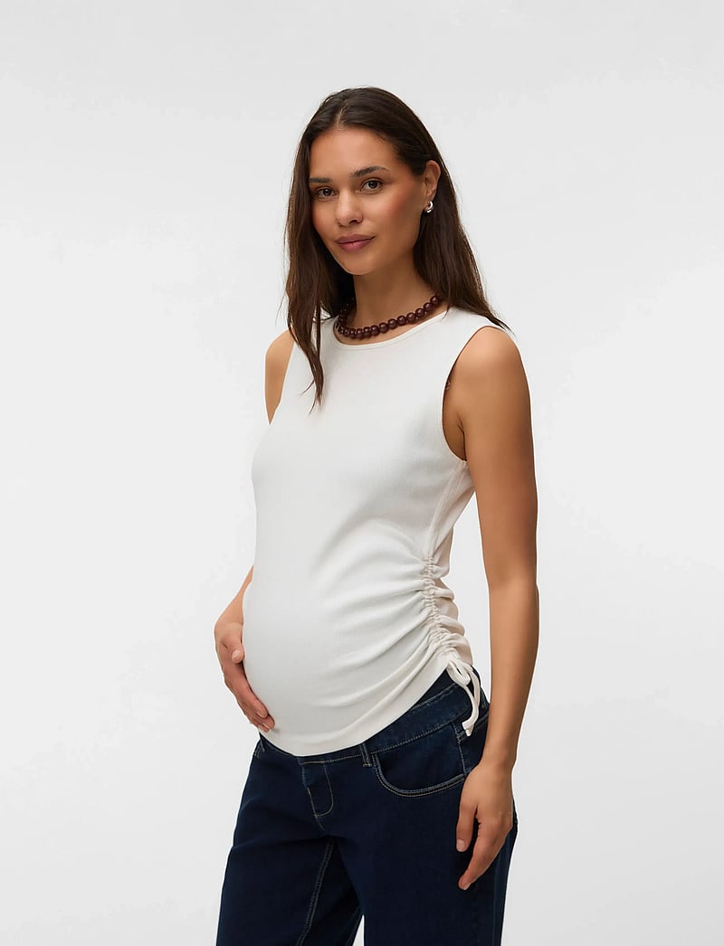Vero Moda Maternity - VMMKENNEDY SL O-NECK TOP JRS - oberteile - snow white - 0