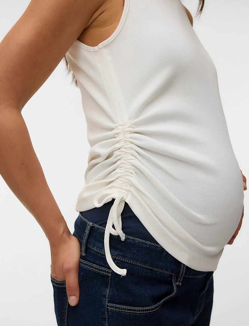 Vero Moda Maternity - VMMKENNEDY SL O-NECK TOP JRS - oberteile - snow white - 4