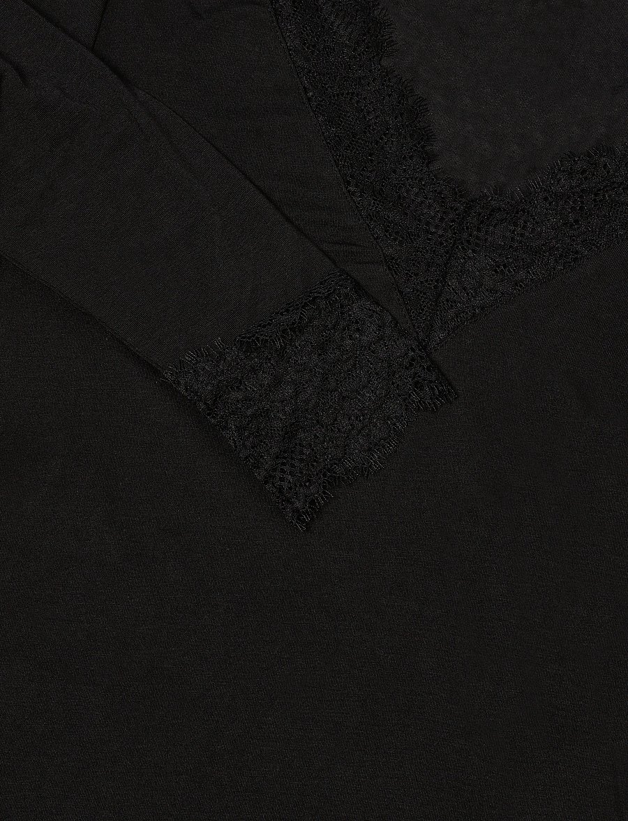 Vero Moda Maternity - VMMSKYE LS V-NECK LACE TOP JRS - oberteile - black - 2