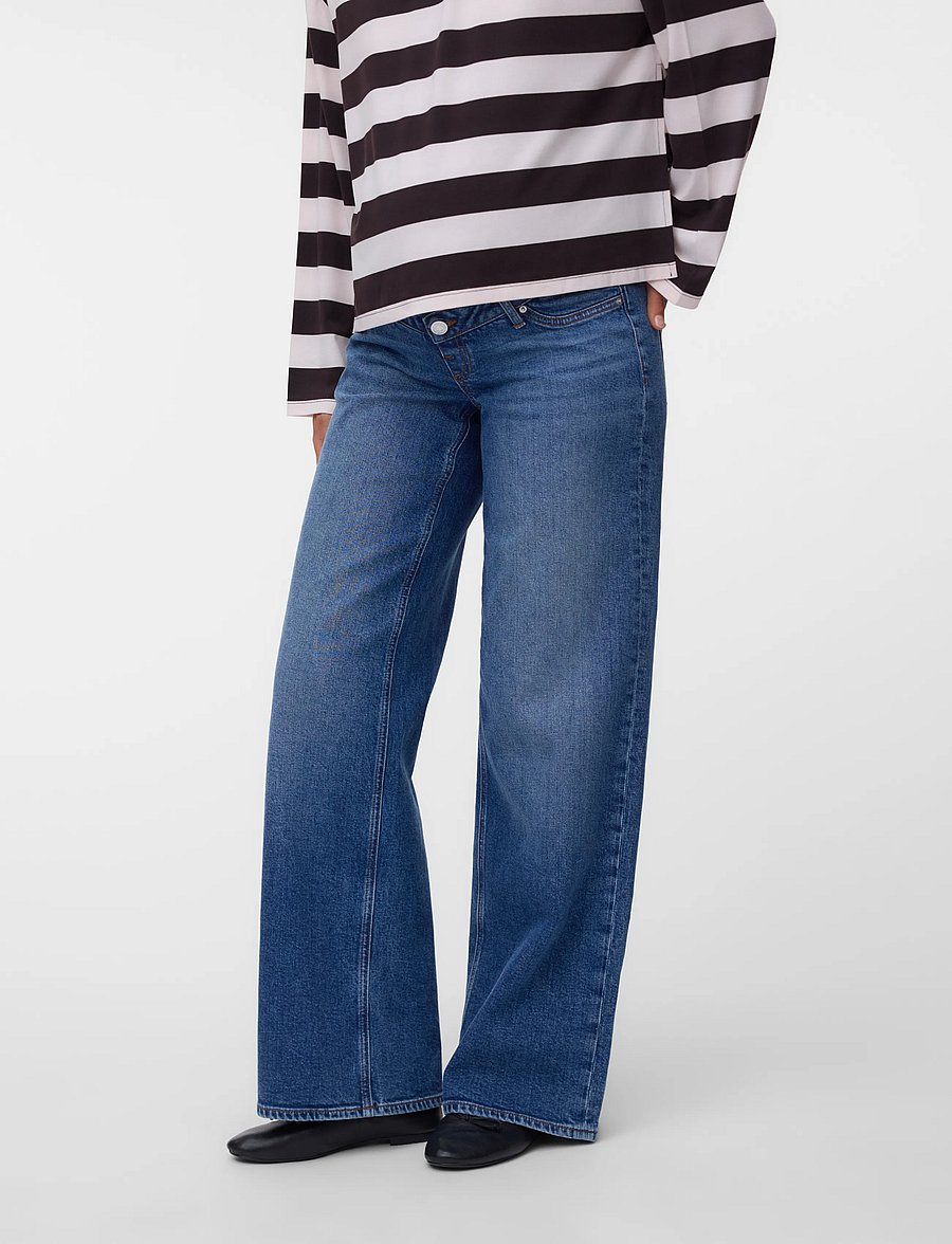 Vero Moda Maternity - VMMSANDIE-STRETCH MR WIDE JNS RA3087 - hosen - medium blue denim - 0
