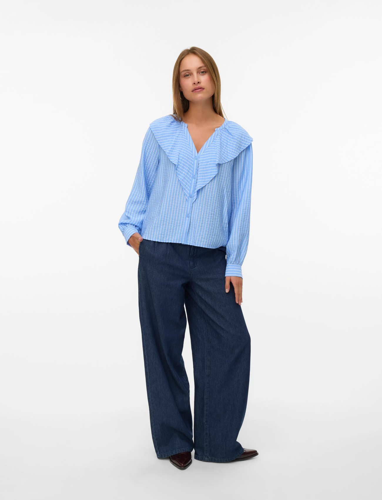 Vero Moda Vmkaja Ls V-Neck Frill Shirt Wvn - - L 1