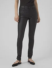 Vero Moda - VMSEVEN NW SS SMOOTH COATED PANTS NOOS - skinny jeans - black - 2