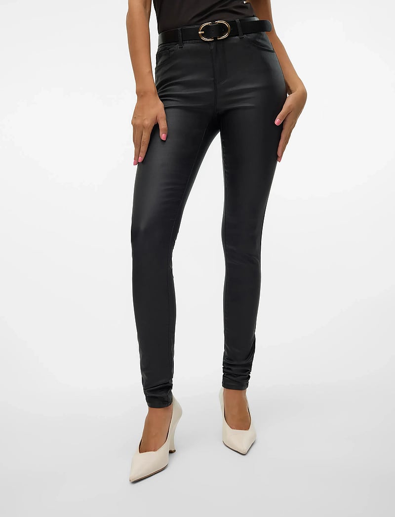 Vero Moda - VMSEVEN NW SS SMOOTH COATED PANT NOOS - skinny jeans - black - 5