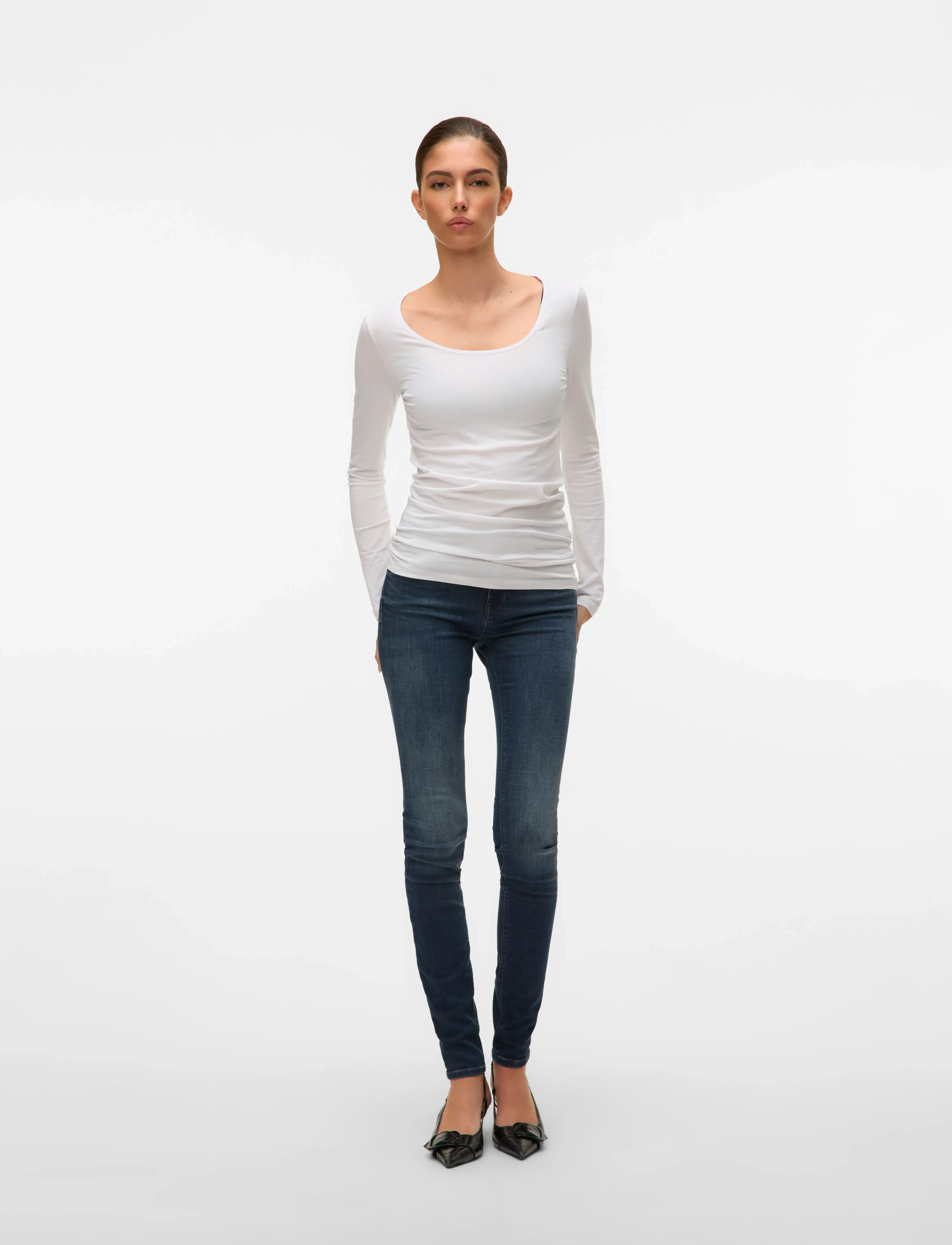 Vero Moda - VMMAXI MY LS SOFT LONG U-NECK  NOOS - pitkähihaiset paidat - bright white - 4