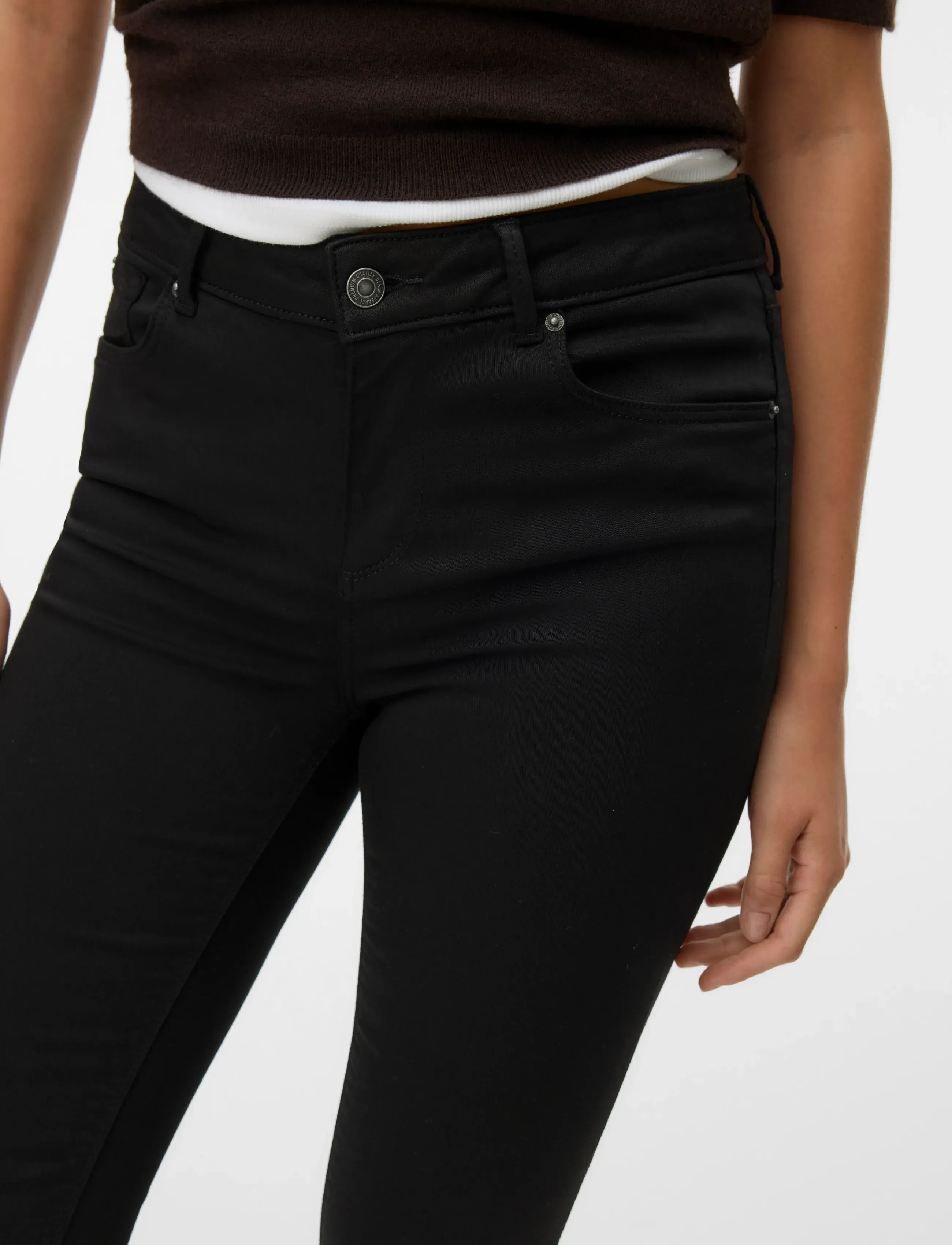 Vero Moda - VMLUX NW SUPER S JEANS BA037 GA NOOS - liibuvad teksad - black - 4