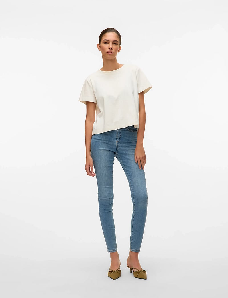Vero Moda - VMSOPHIA HW SKINNY JEANS LT BL NOOS - skinny jeans - light blue denim - 5