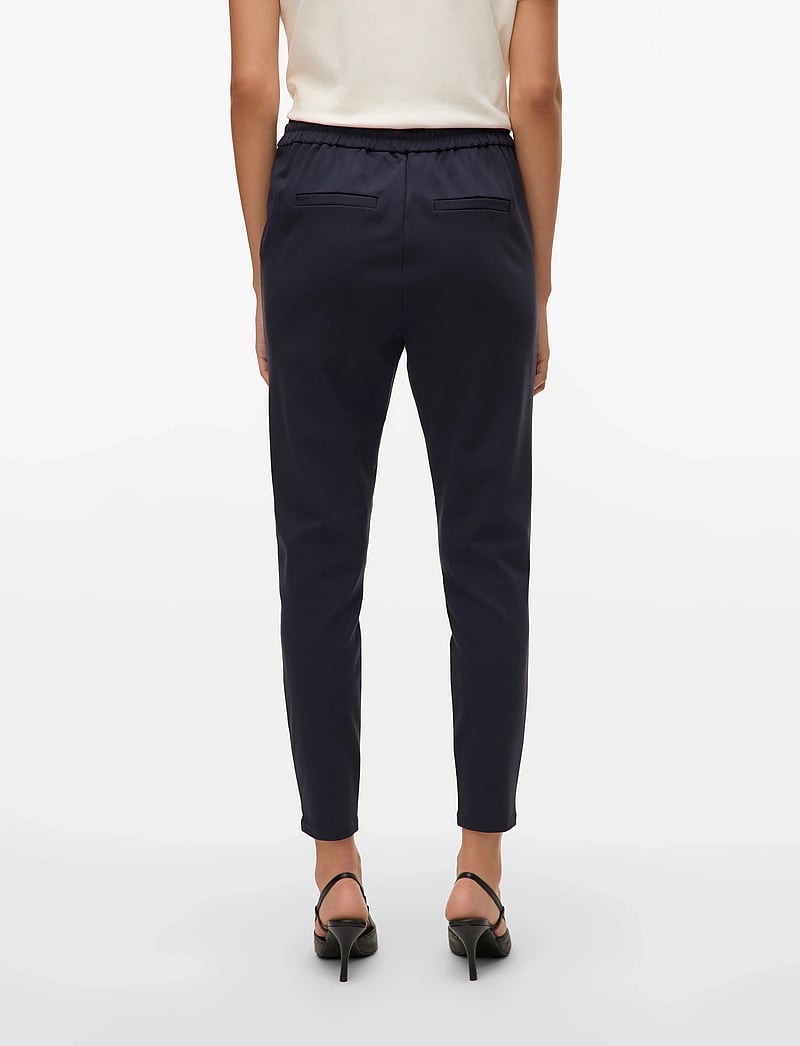 Vero Moda - VMEVA MW LOOSE STRING PANT NOOS - jogginghosen - night sky - 2