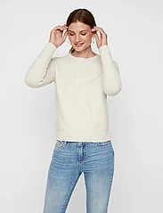 Vero Moda - VMDOFFY LS O-NECK BLOUSE GA NOOS - sweaters - birch - 2