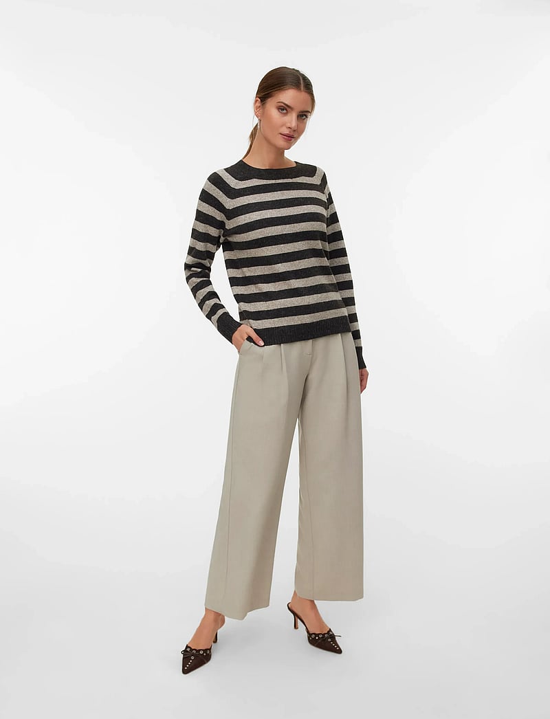 Vero Moda - VMDOFFY LS O-NECK BLOUSE GA NOOS - striktrøjer - chocolate torte - 0