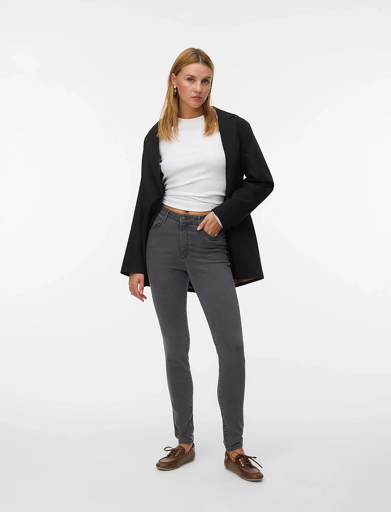 Vero Moda - VMSOPHIA HR SKINNY JEANS AM203 NOOS - skinny jeans - dark grey denim - 0