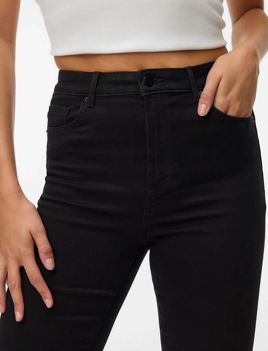 Vero Moda - VMSOPHIA HW SKINNY J SOFT VI110 GA NOOS - jeans skinny - black - 4