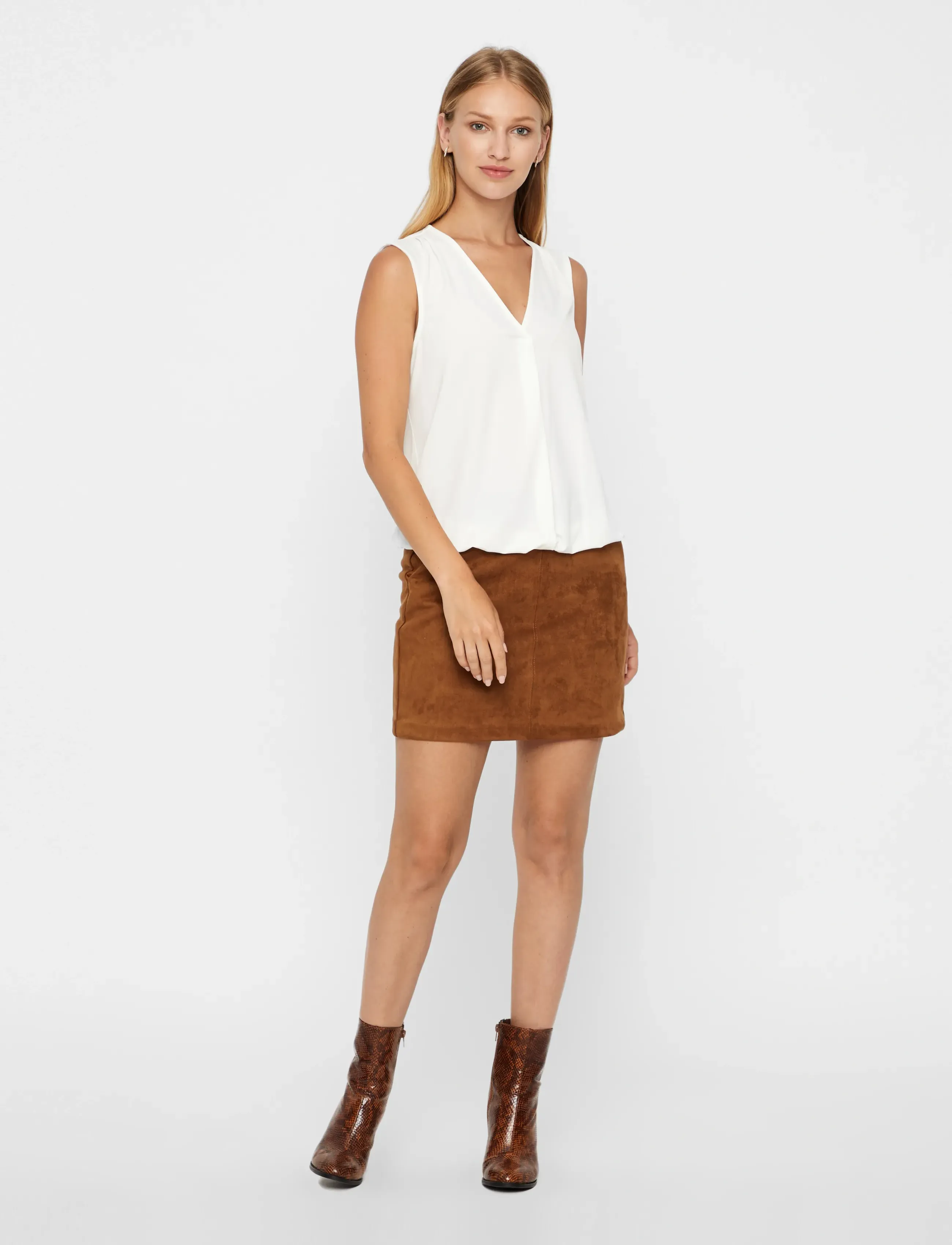 Vero Moda - VMDONNADINA FAUXSUEDE SHORT SKIRT NOOS - korte nederdele - cognac - 4