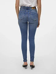 Vero Moda - VMTANYA MR S PIPING JEANS VI349 GA NOOS - skinny jeans - medium blue denim - 3