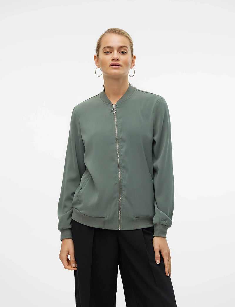 Vero Moda - VMCOCO L/S BOMBER NOOS - frühlingsjacken - laurel wreath - 0