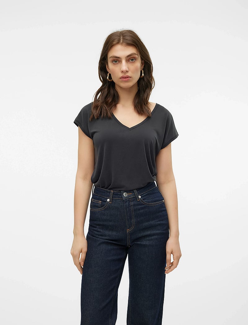 Vero Moda - VMFILLI SS V-NECK TEE GA NOOS - t-shirts - black - 0