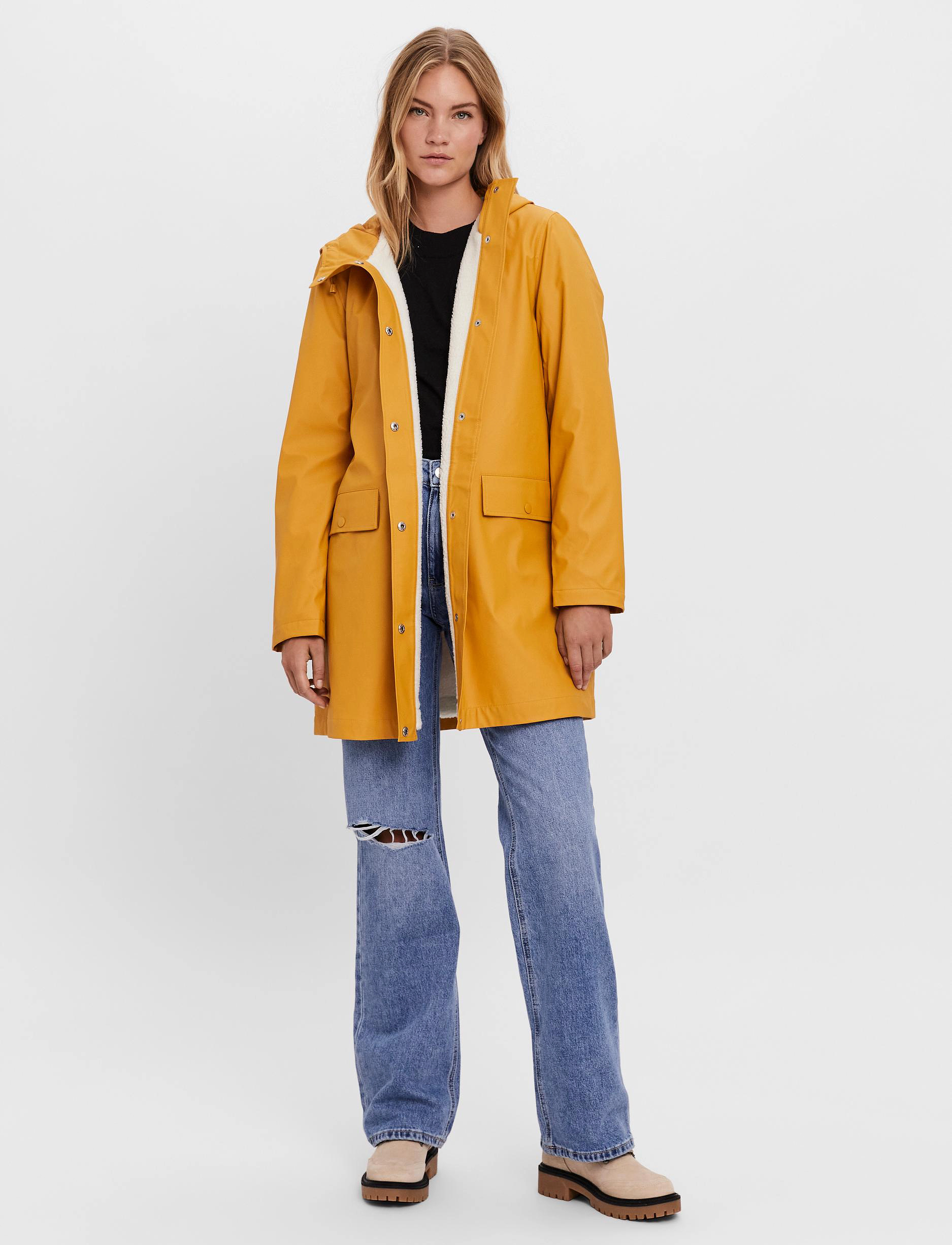 Vero Moda - VMASTA 3/4 TEDDY COATED JACKET - amber gold - 4