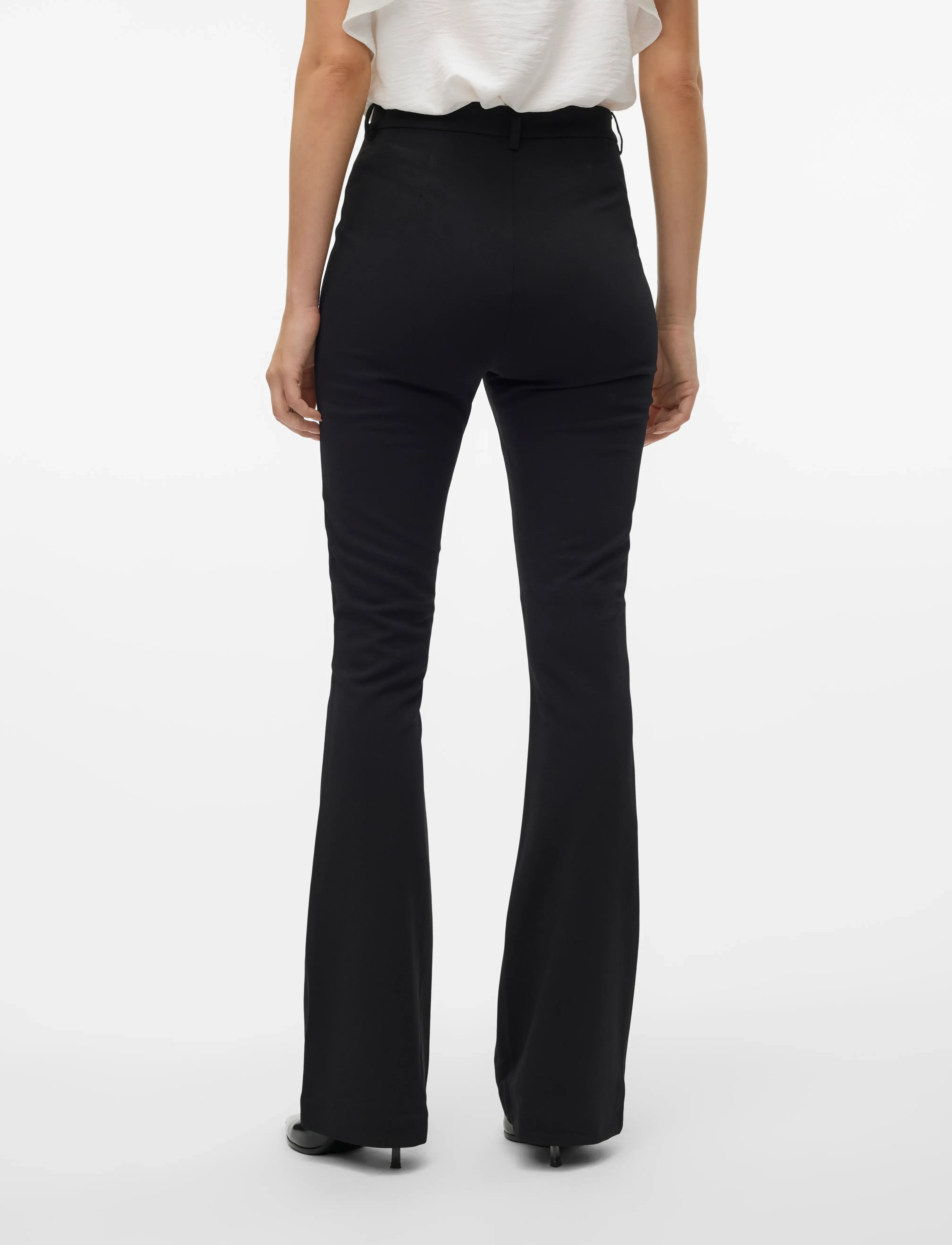 VERO MODA VMAMIRA MW FLARED PANT cargobyxor dam – bild 6
