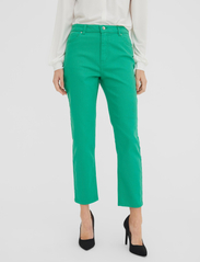 Vero Moda - VMBRENDA HR STRAIGHT A CUT COLOR - straight jeans - holly green - 2
